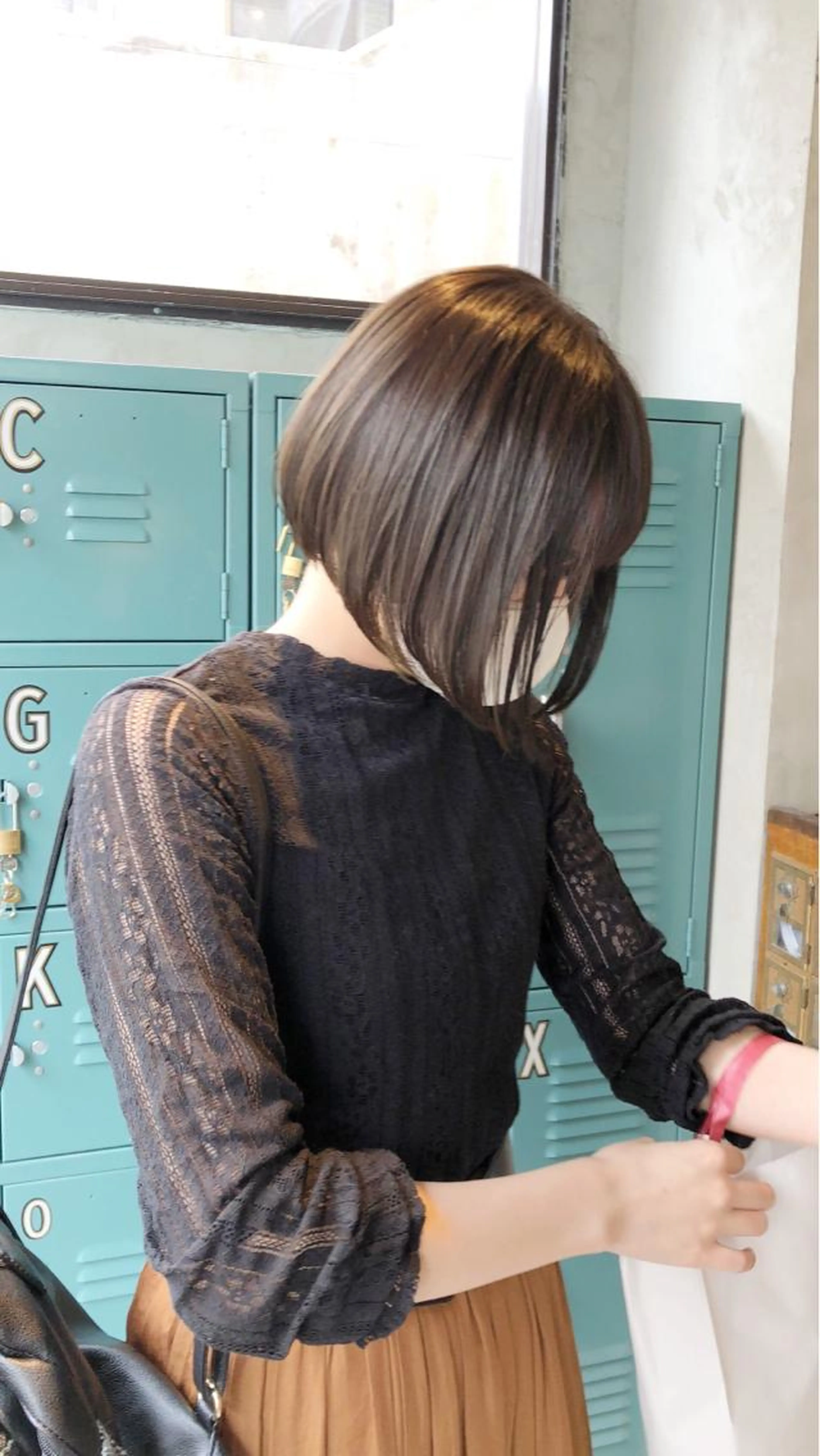 すきバサミを使わないカット+最新トリートメントの写真
