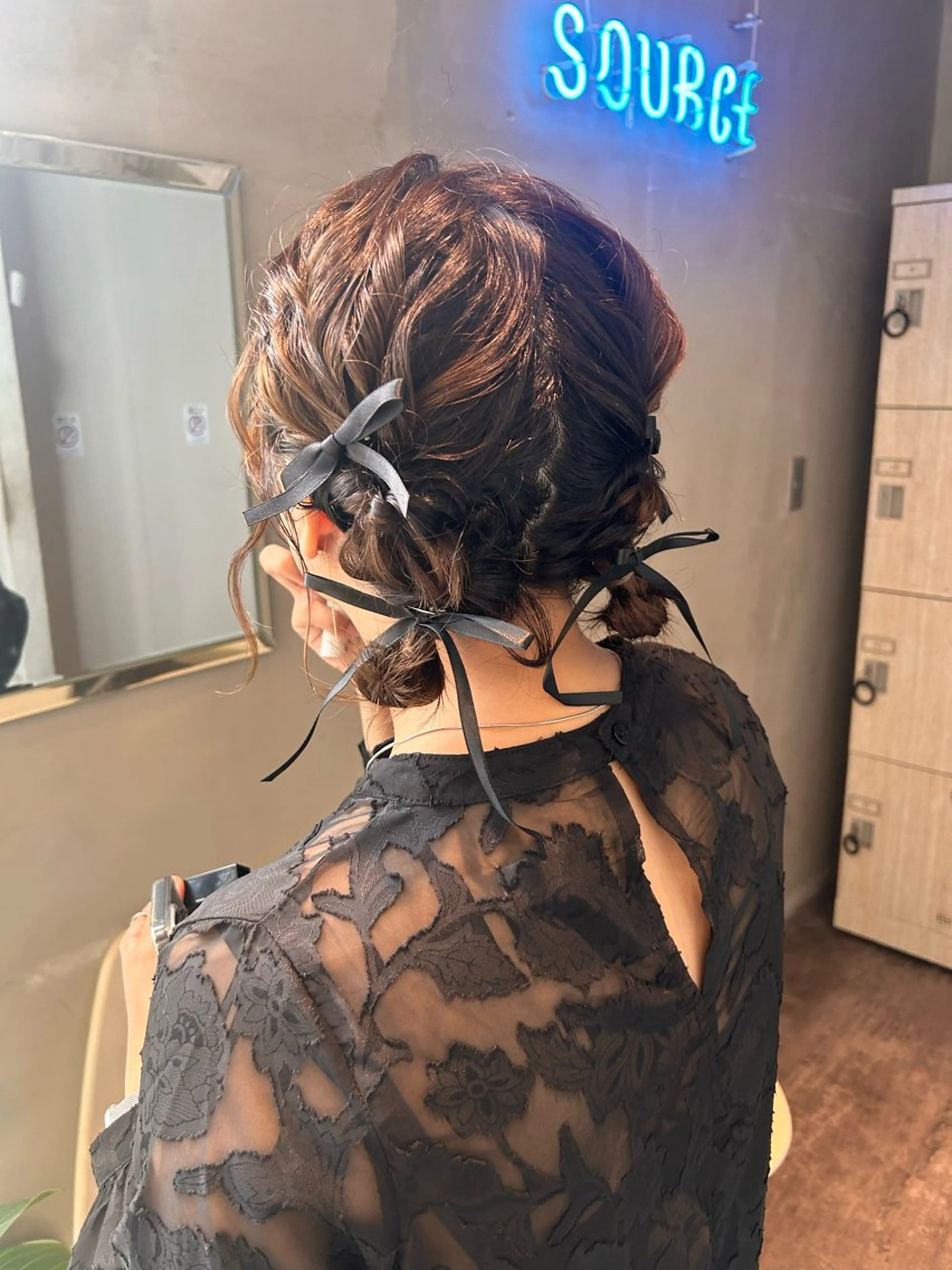 ミディアム ヘアアレンジ EMANONアザレア梅田所属・堤 麻衣子のヘアスタイル