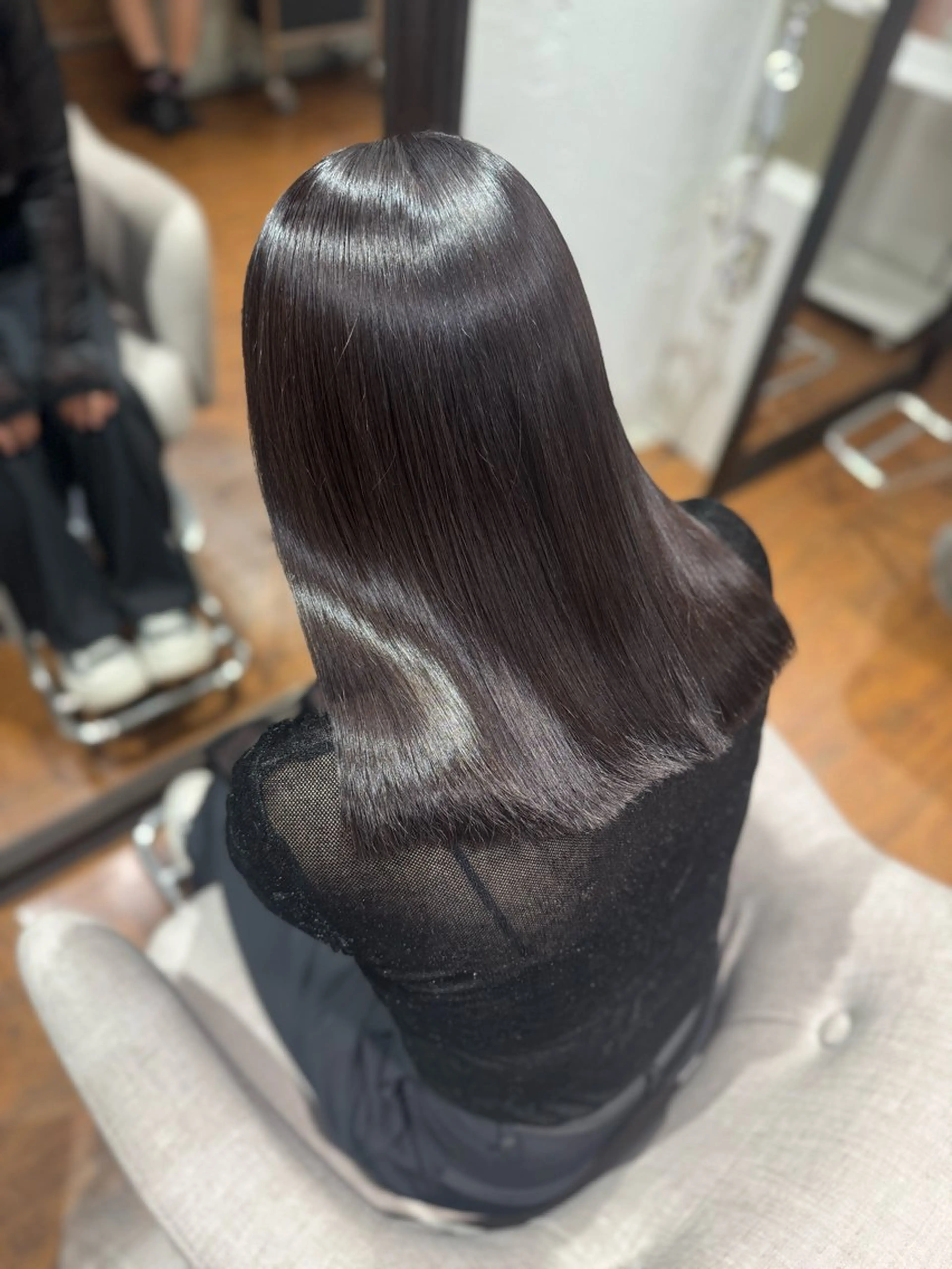 ミディアム カラー グレージュ ラベンダーカラー ラベンダーグレージュ ラベンダーグレー ヘアカラー 𩵋住 佳帆のヘアスタイル