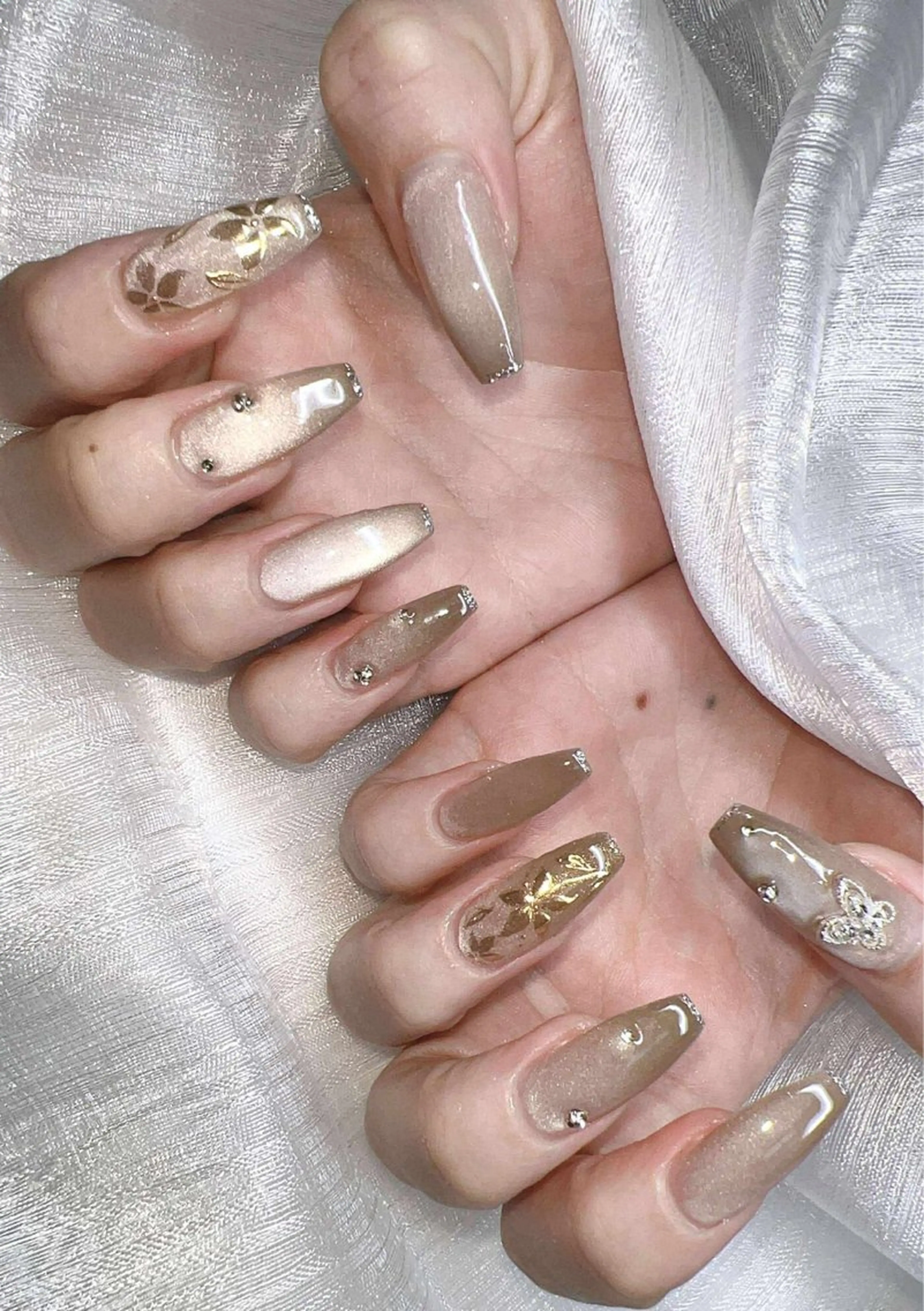ネイル ハンドネイル Lee Nailsのネイルデザイン
