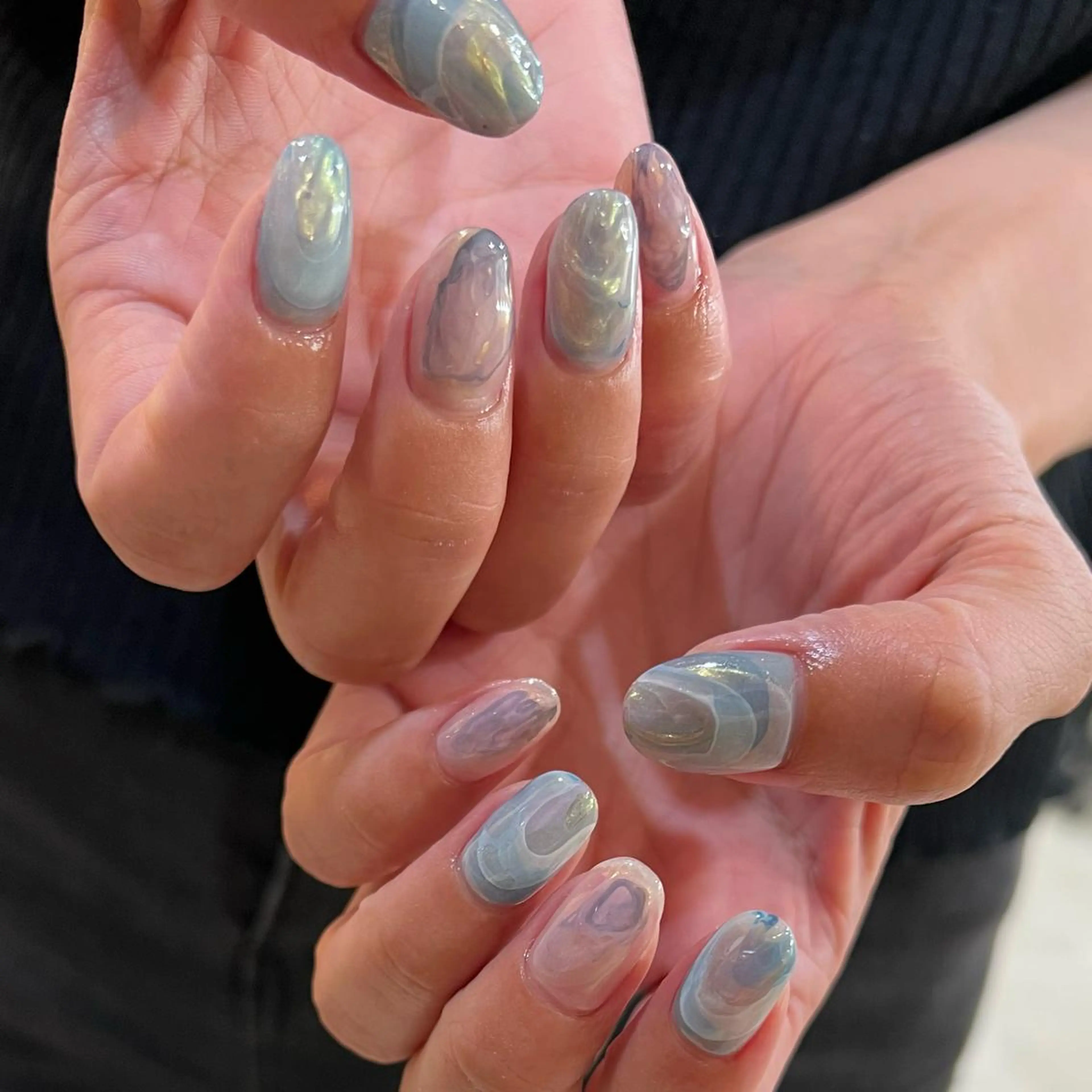 ネイル オーロラネイル ニュアンスネイル 酒井 サカイのネイルデザイン