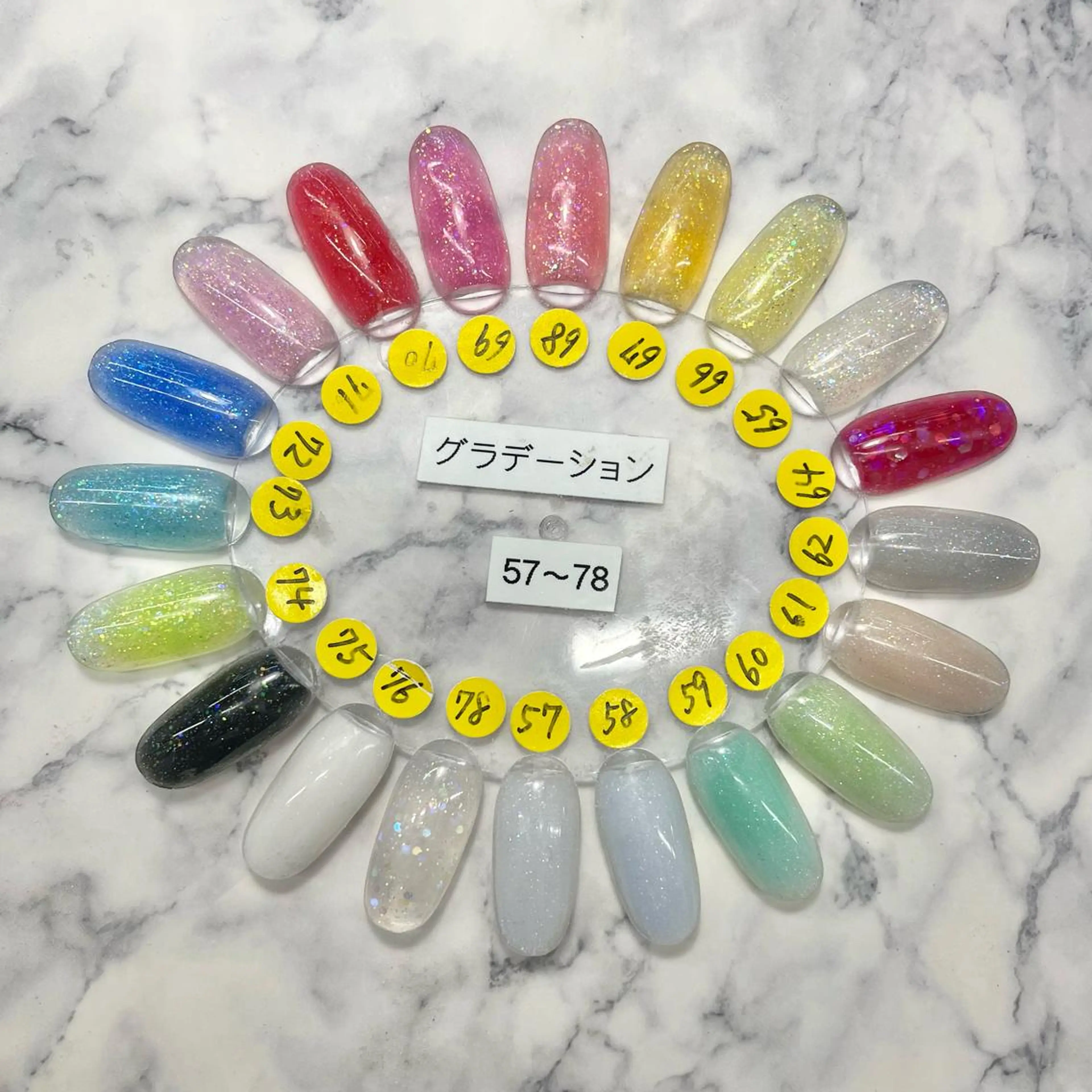 ネイル グラデーション ワンカラーネイル Nail＆Eyelash 神戸 MAXKELLY所属・YOSHIDA 🌿のネイルデザイン