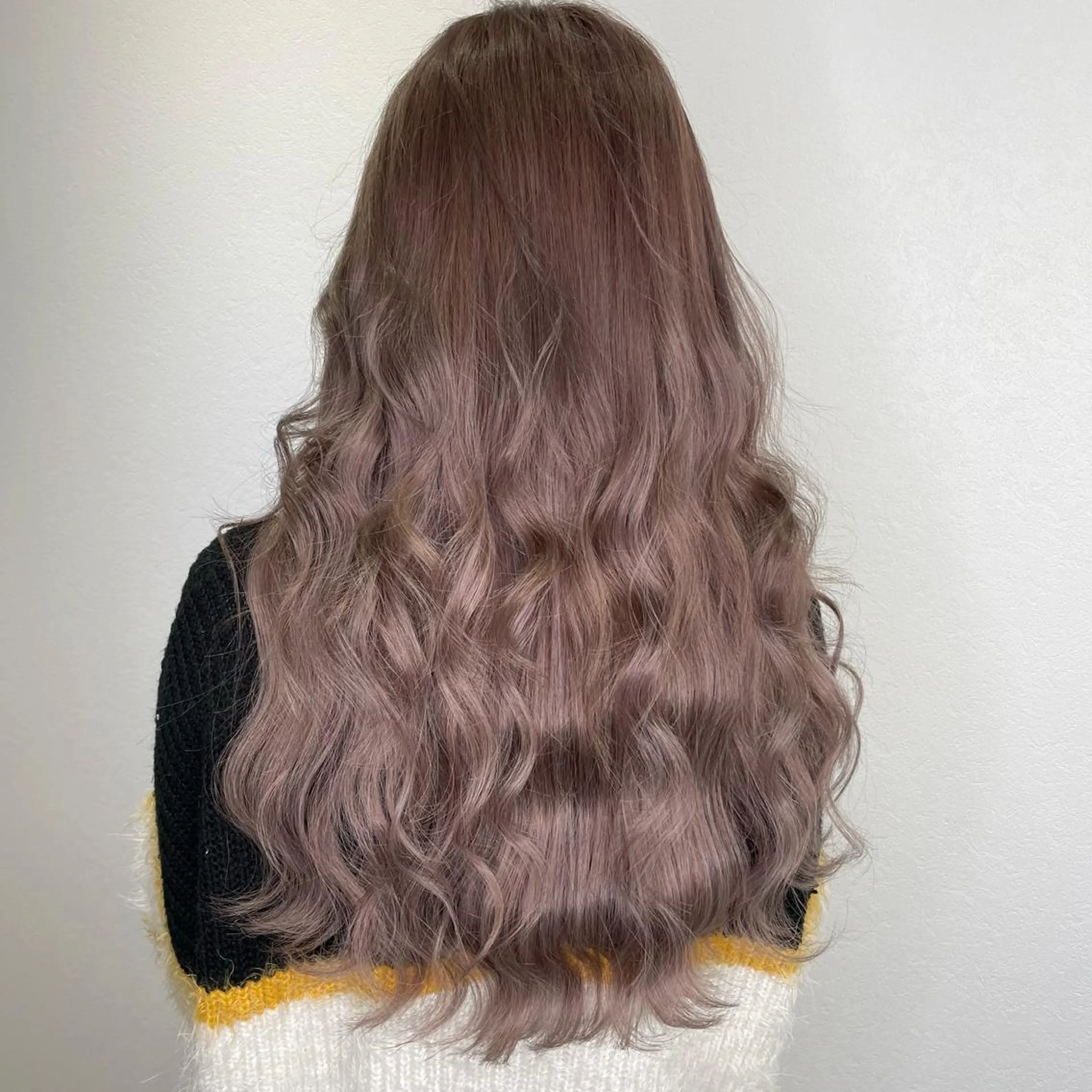 ロング カラー シールエクステ アッシュ グレージュ エクステ ヘアカラー トリートメント エクステ 池袋🧡ダブルカラー /馴染ませエクステのヘアスタイル