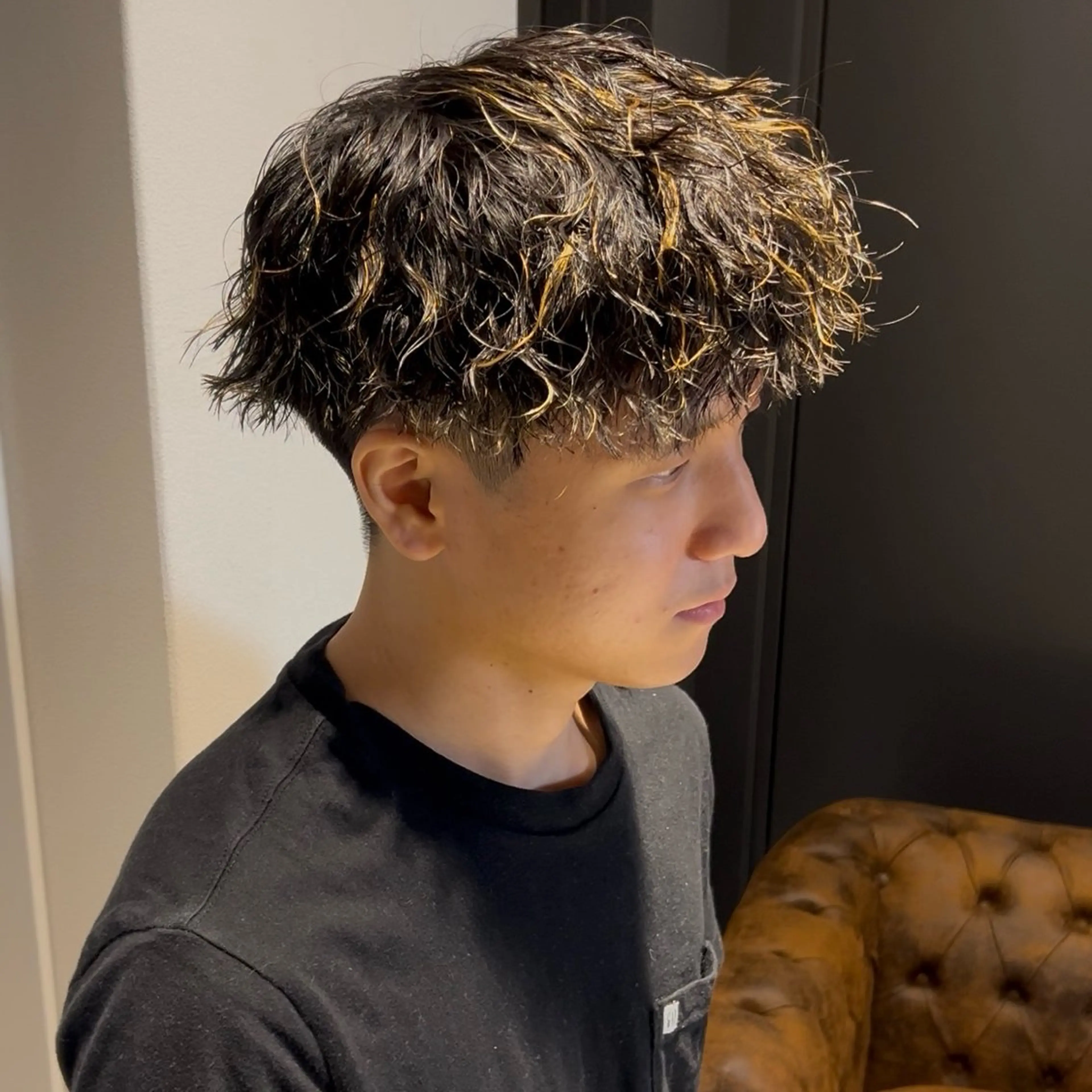 カラー パーマ メンズ カット ヘアカラー パーマ 安達 脩人のヘアスタイル