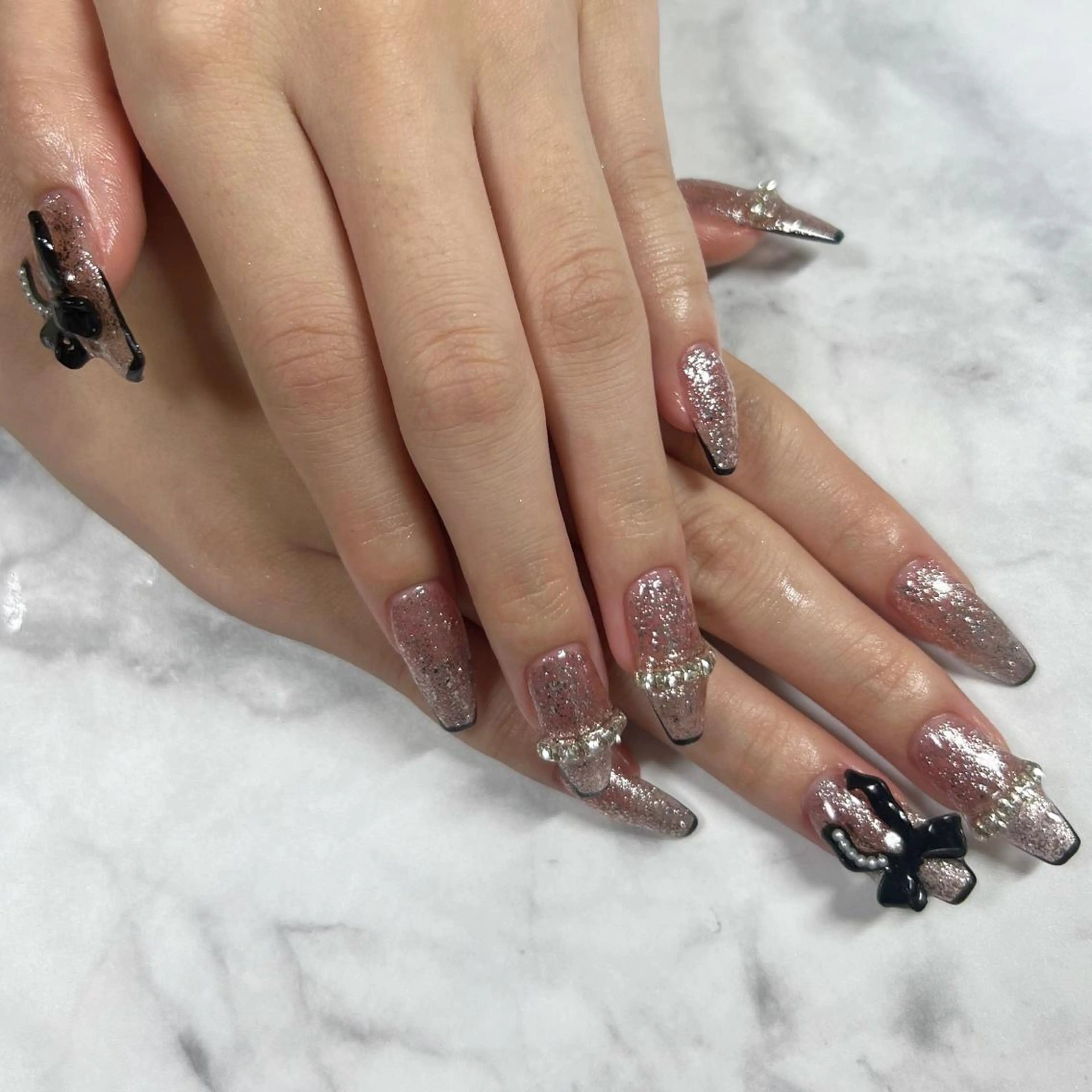 ネイル リボン ハンドネイル nail salon Bayのネイルデザイン