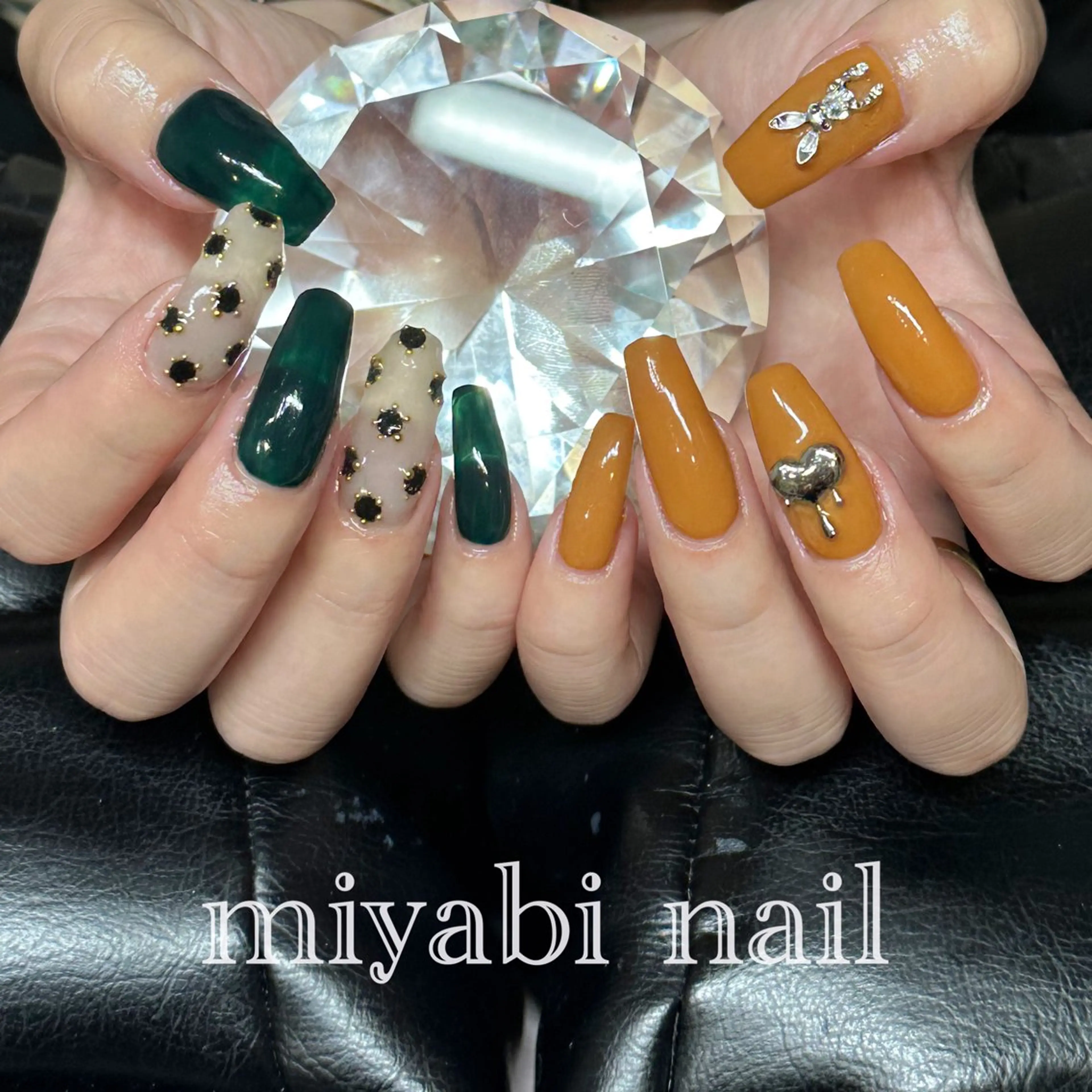ネイル ジェルネイル グリーン ハロウィン ロングネイル 持ち込み ハンドネイル miyabi nail 桂川駅近くのネイルデザイン