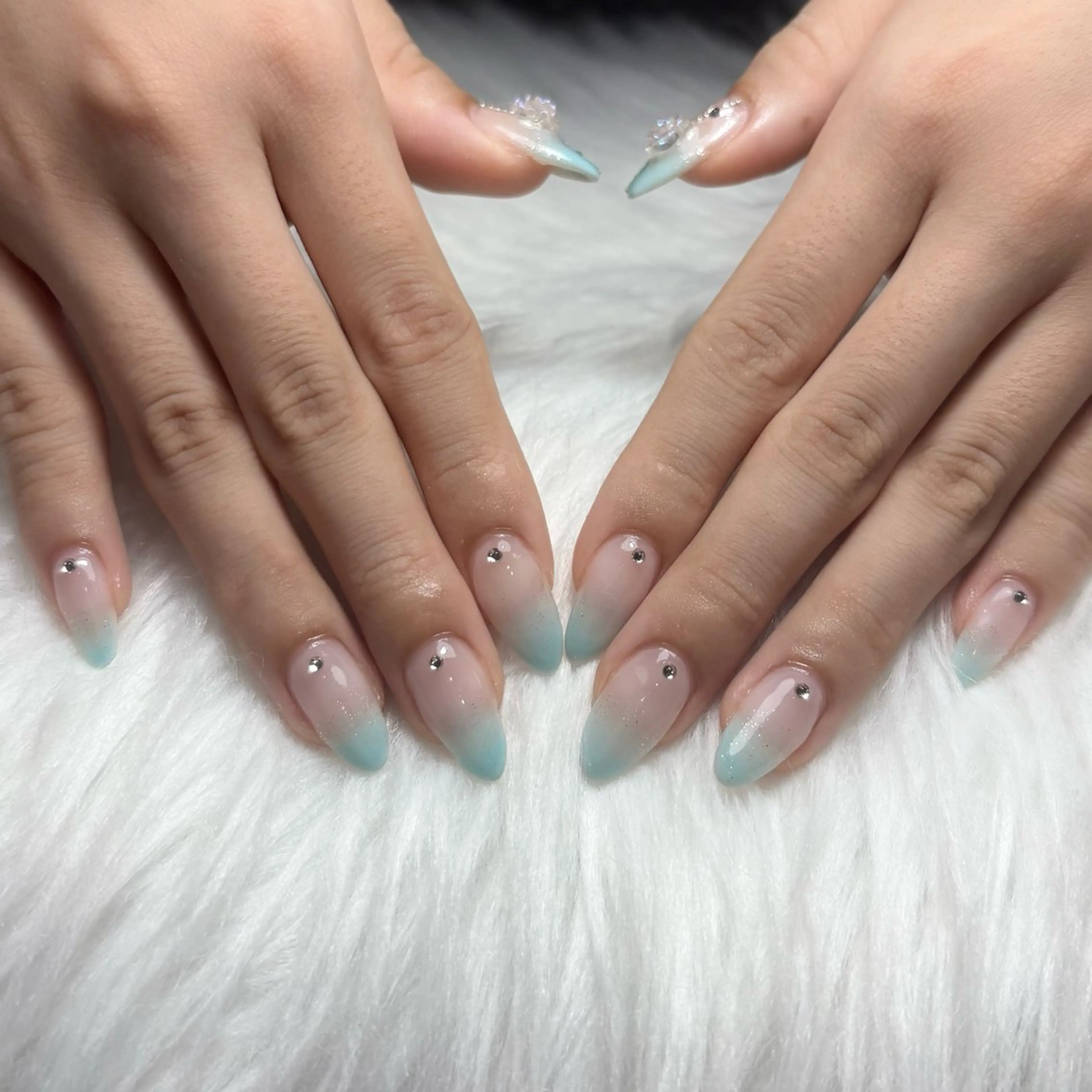 ネイル ハンドネイル nail salon Anela🪽🫧のネイルデザイン