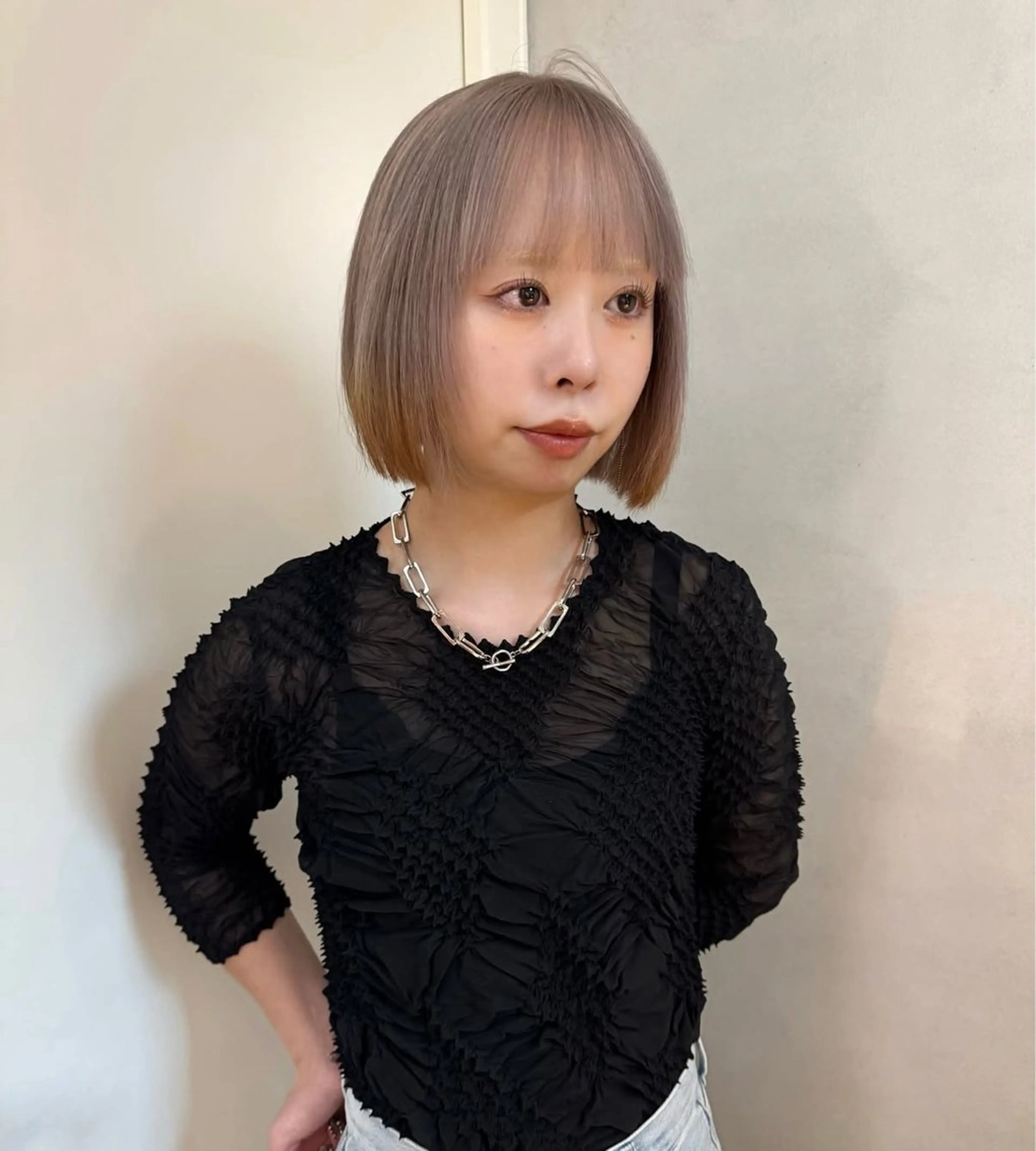 ミディアム カラー ヘアアレンジ 縮毛矯正ブリーチ/ ベージュmamiのヘアスタイル