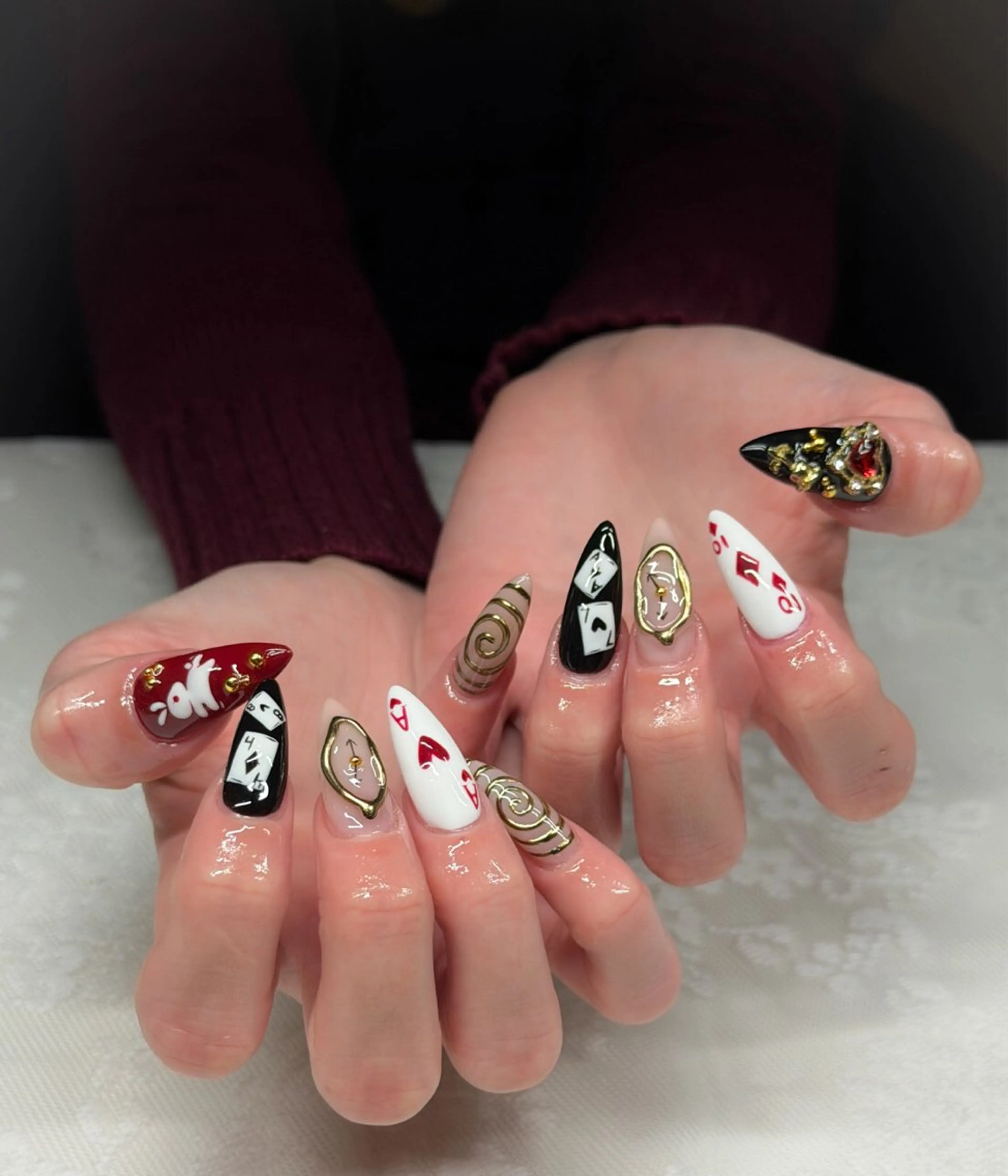 ネイル アートネイル ジェルネイル グラデーション マグネットネイル ニュアンスネイル ハンドネイル Ryu Nail Studio所属・Ryu Nail 新大久保のネイルデザイン