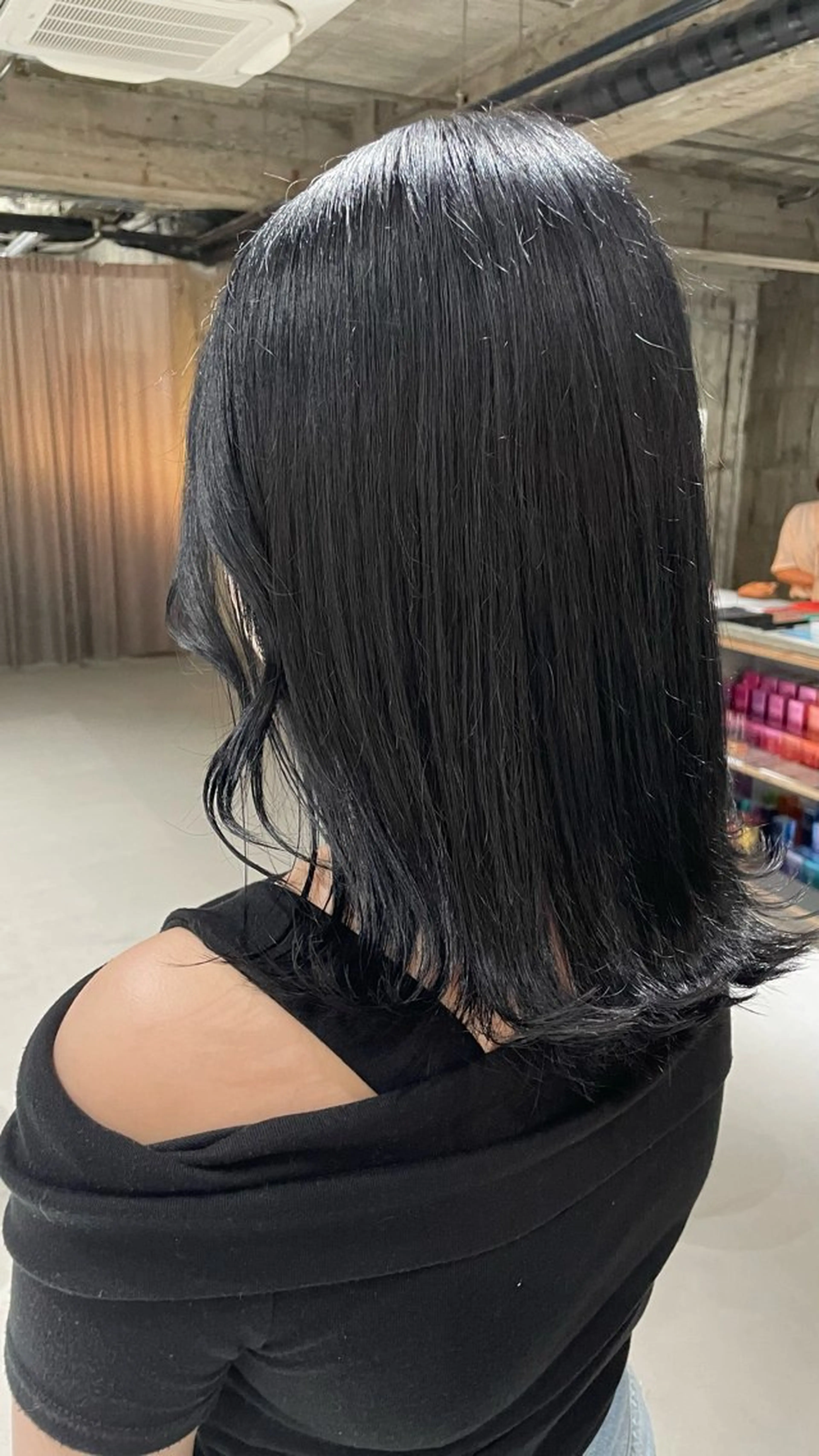 ミディアム カラー イルミナカラー トリートメント ヘアカラー 中馬 未来のヘアスタイル