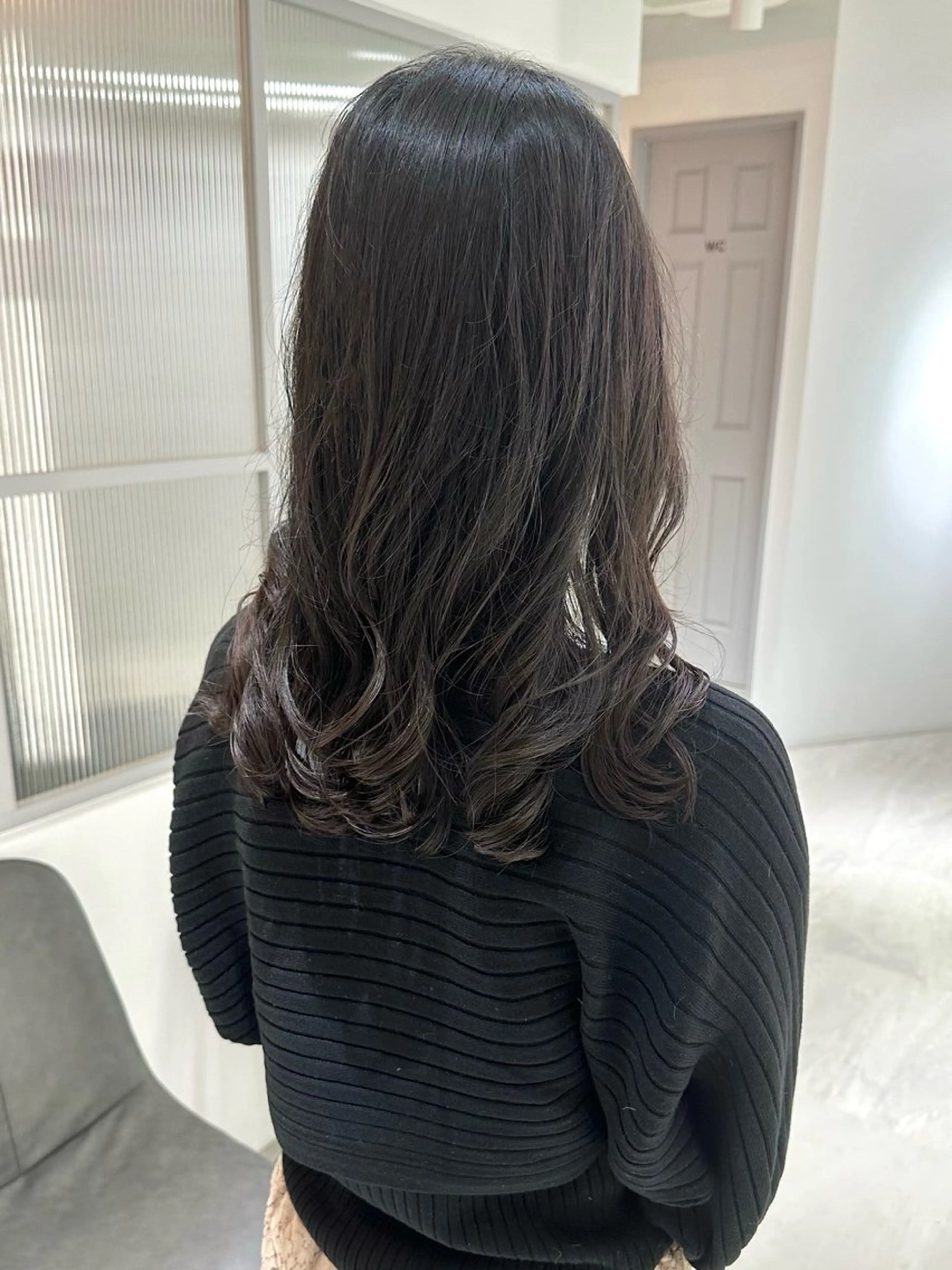 セミロング パーマ 髪質改善・縮毛矯正 人気No.1💍本木のヘアスタイル