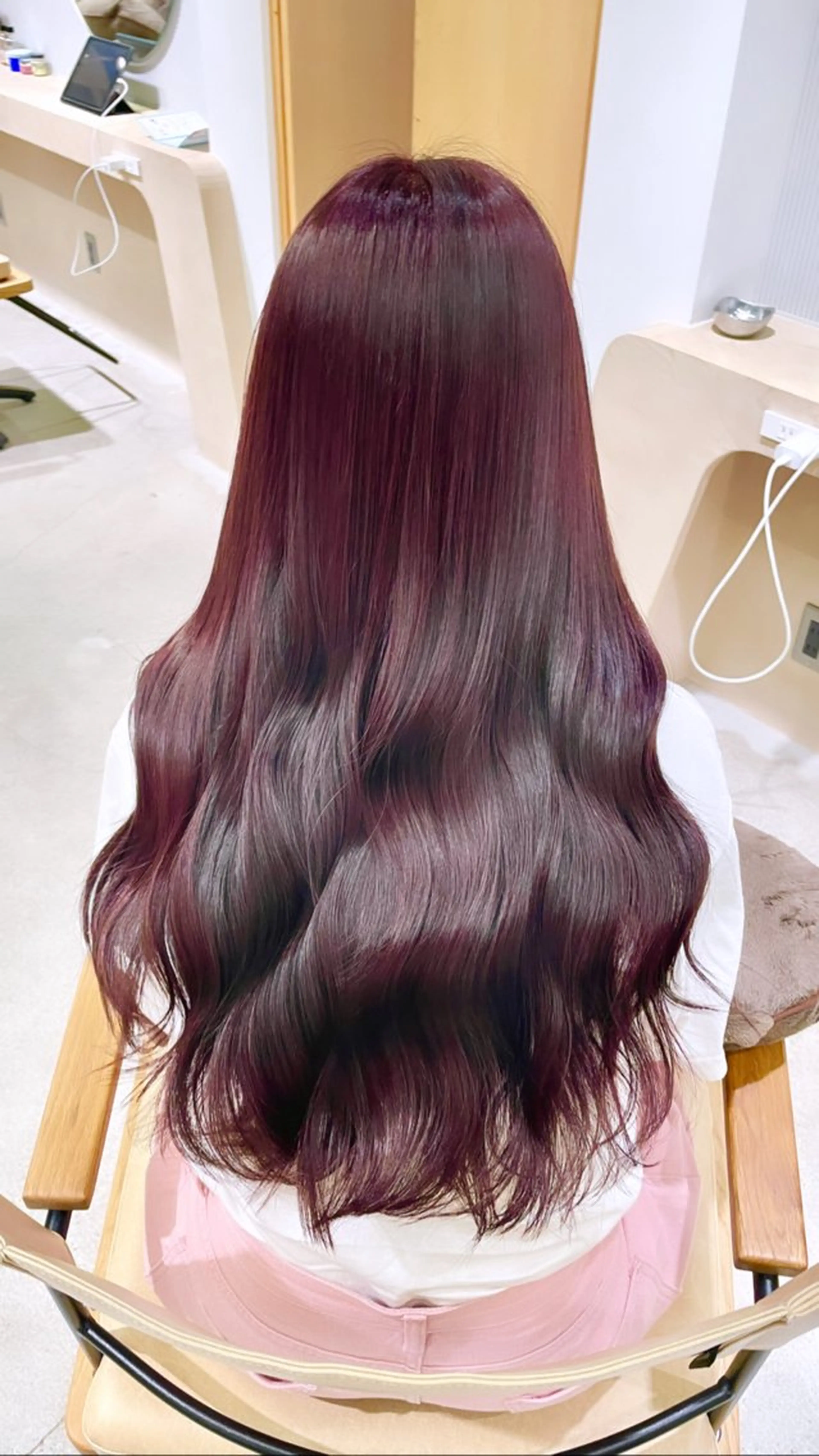 カラー ブリーチ ケアブリーチ ダブルカラー イヤリングカラー ハイライトカラー ulu名古屋栄所属・落合しほ/韓国ヘア/ 髪質改善/縮毛矯正のヘアスタイル