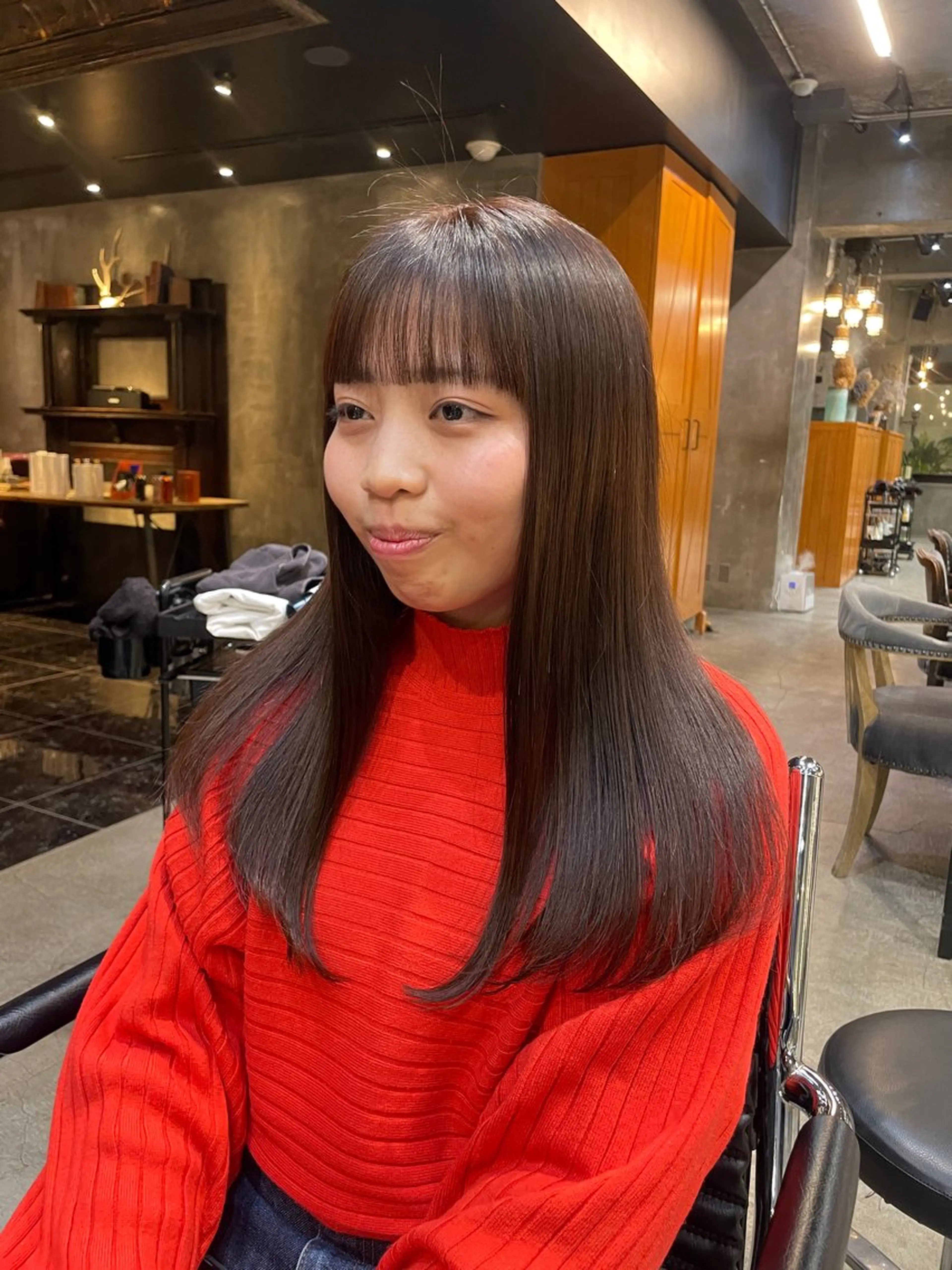 ロング カラー パーマ ヘアアレンジ カット ヘアカラー トリートメント レイヤー/ 透明感カラー/マドカのヘアスタイル