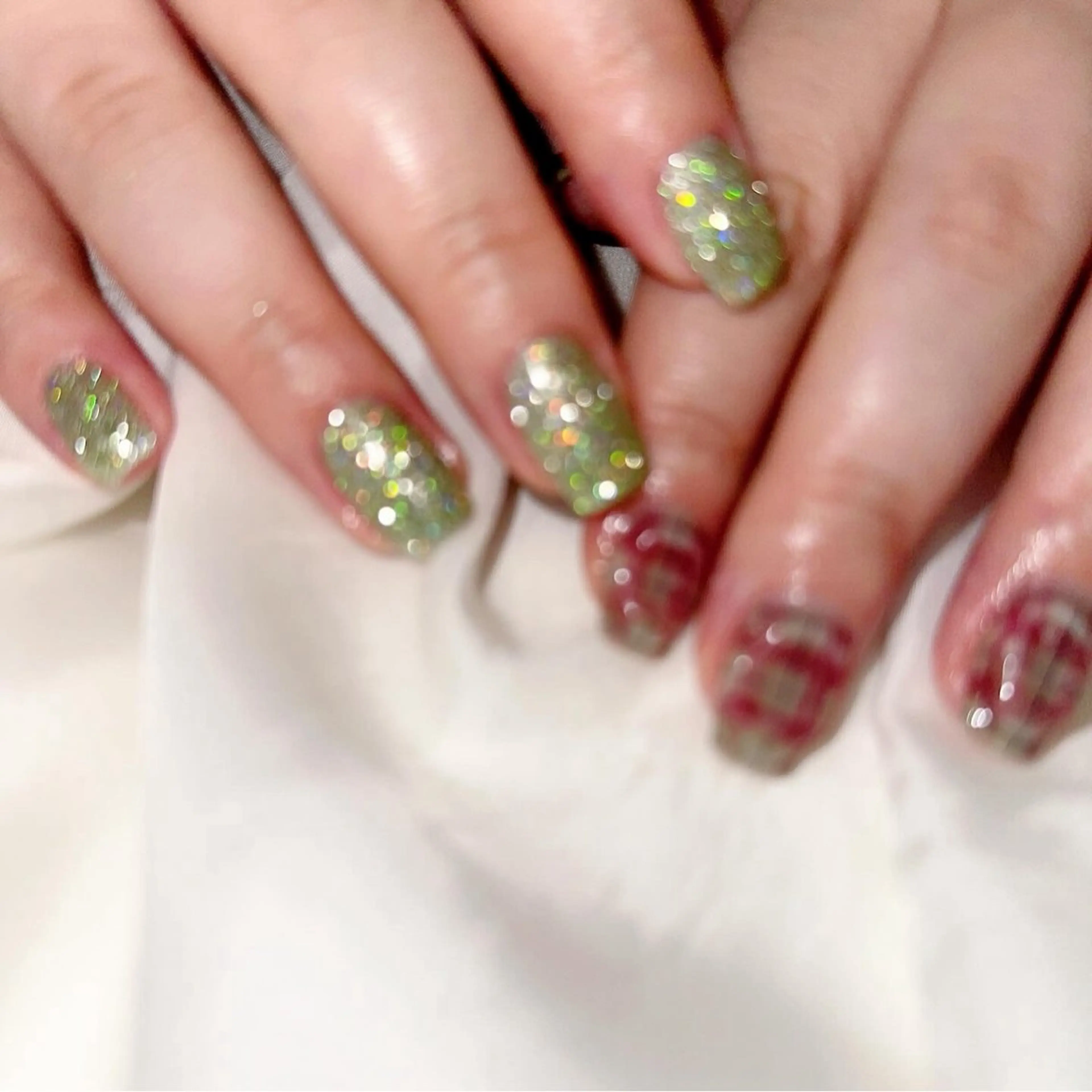 ネイル フラッシュネイル 氷ネイル・うるうるネイル 韓国ネイル ラメ(グリッター) ニュアンスネイル 🪞KAPE NAIL 🪞のネイルデザイン