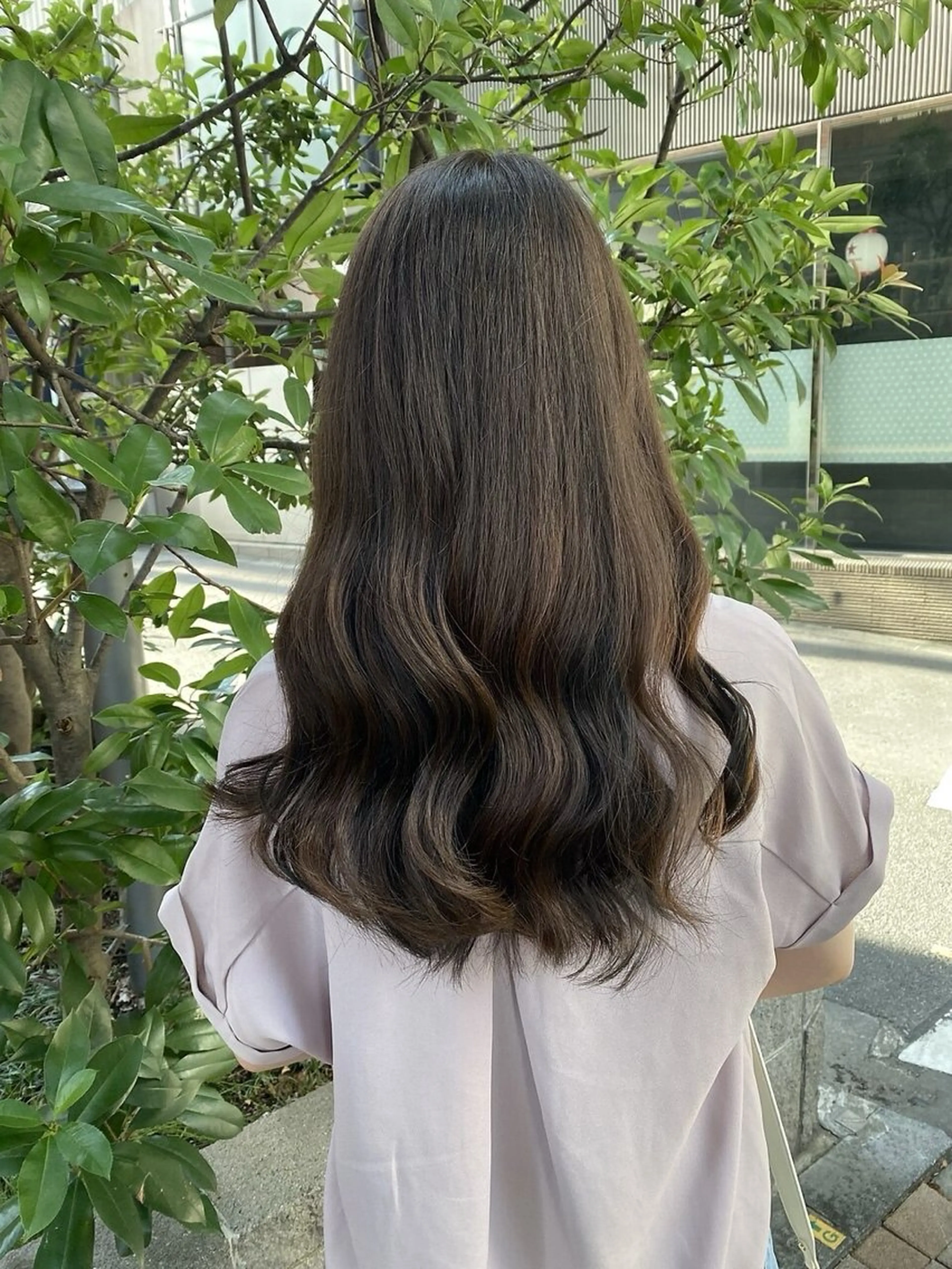 ロング いいじま あきねのヘアスタイル