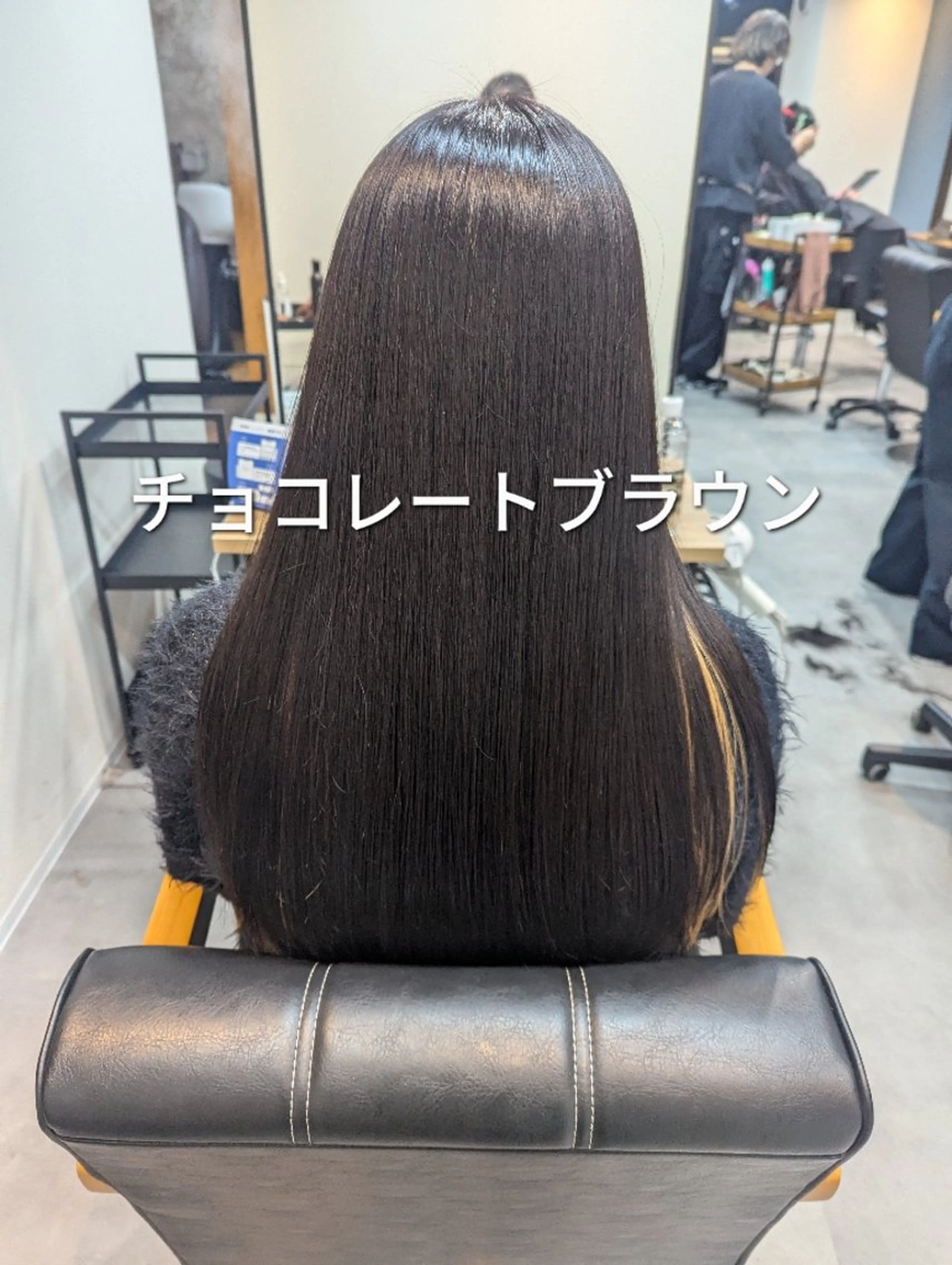 カラー ロング ブラウンカラー チョコレートブラウン 23(土)のみ　平日 限定スパ受付可能🉑のヘアスタイル
