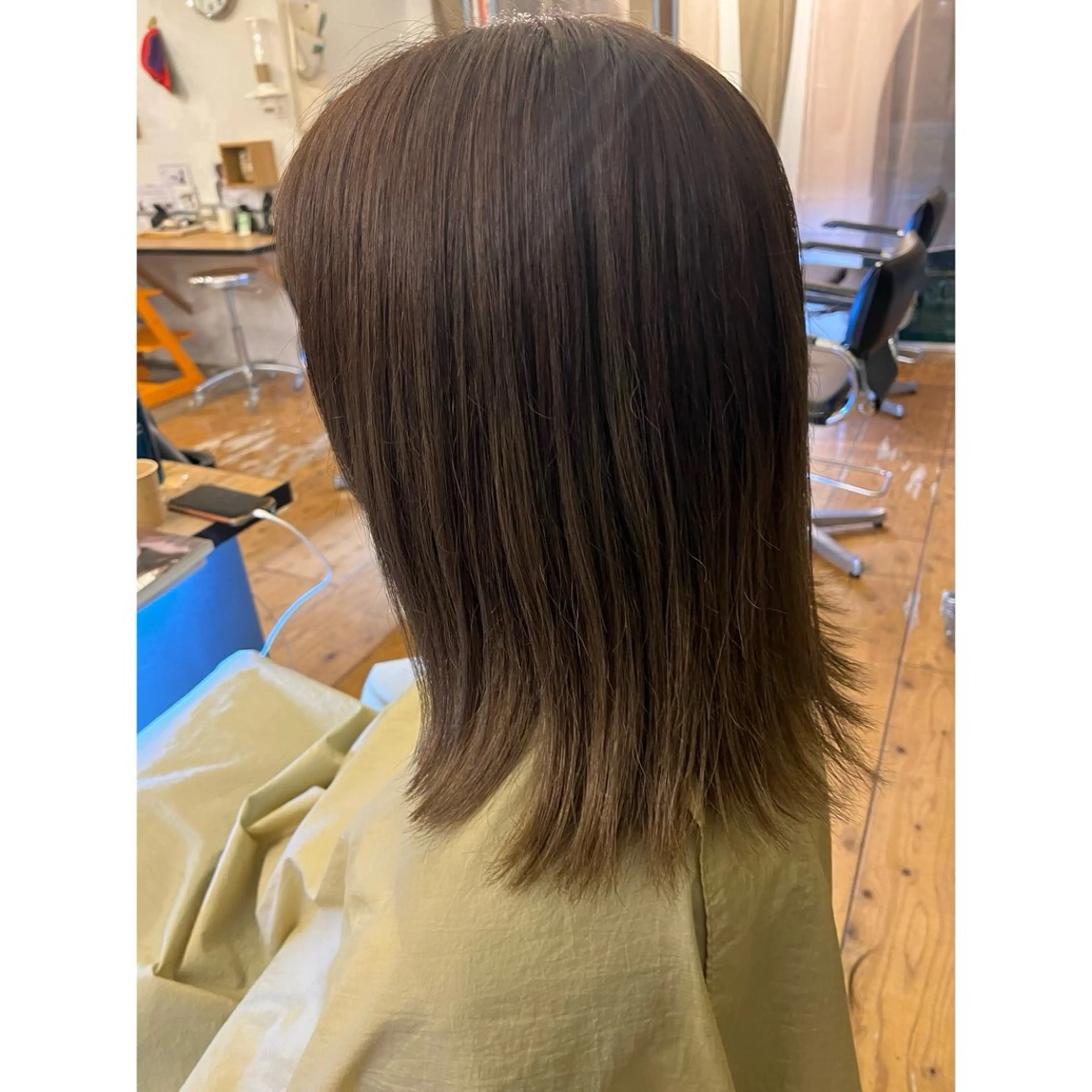 ミディアム カラー ハイライトカラー ハイライト カット ヘアカラー トリートメント Lagom なかだのヘアスタイル