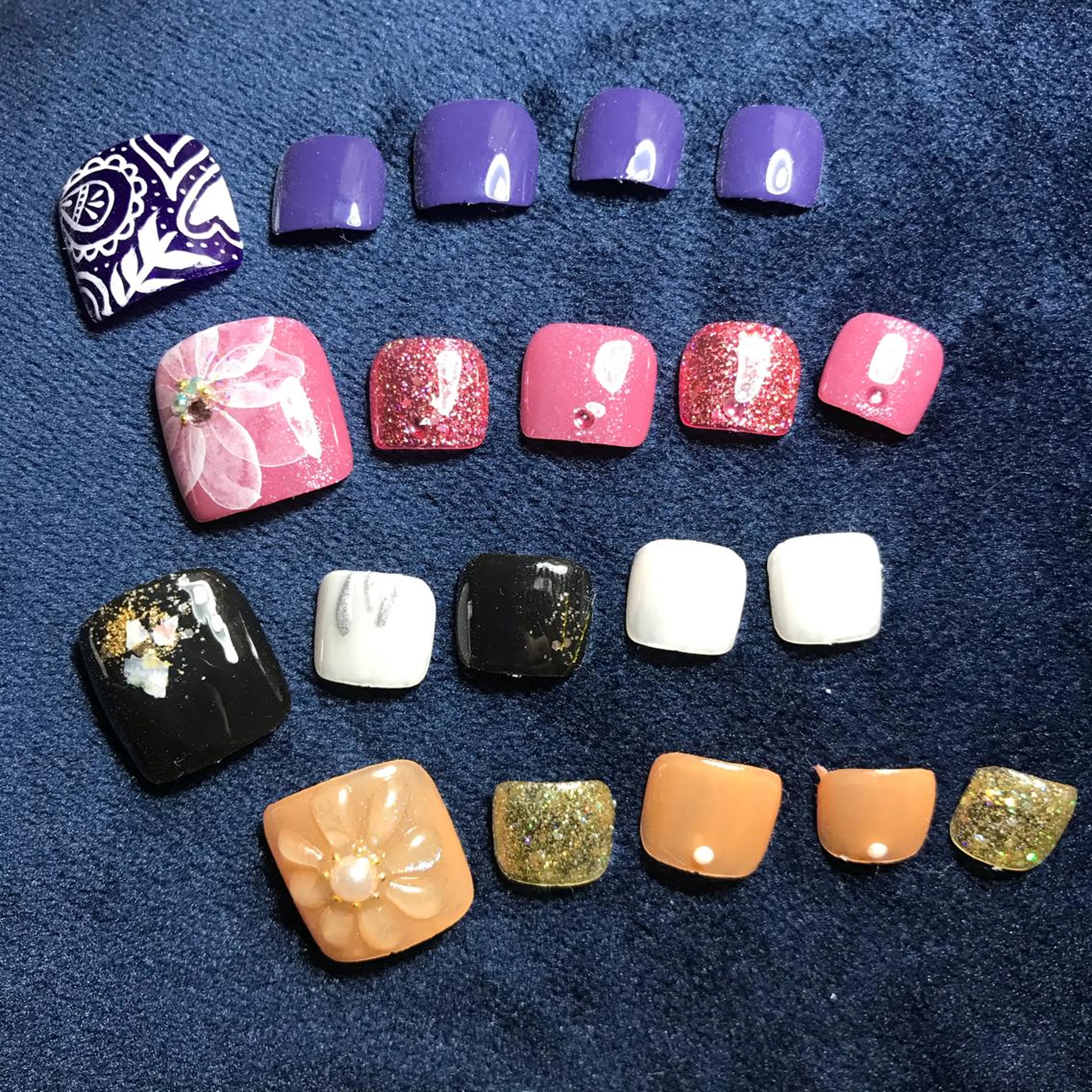 ネイル フットネイル lotus erikaのネイルデザイン