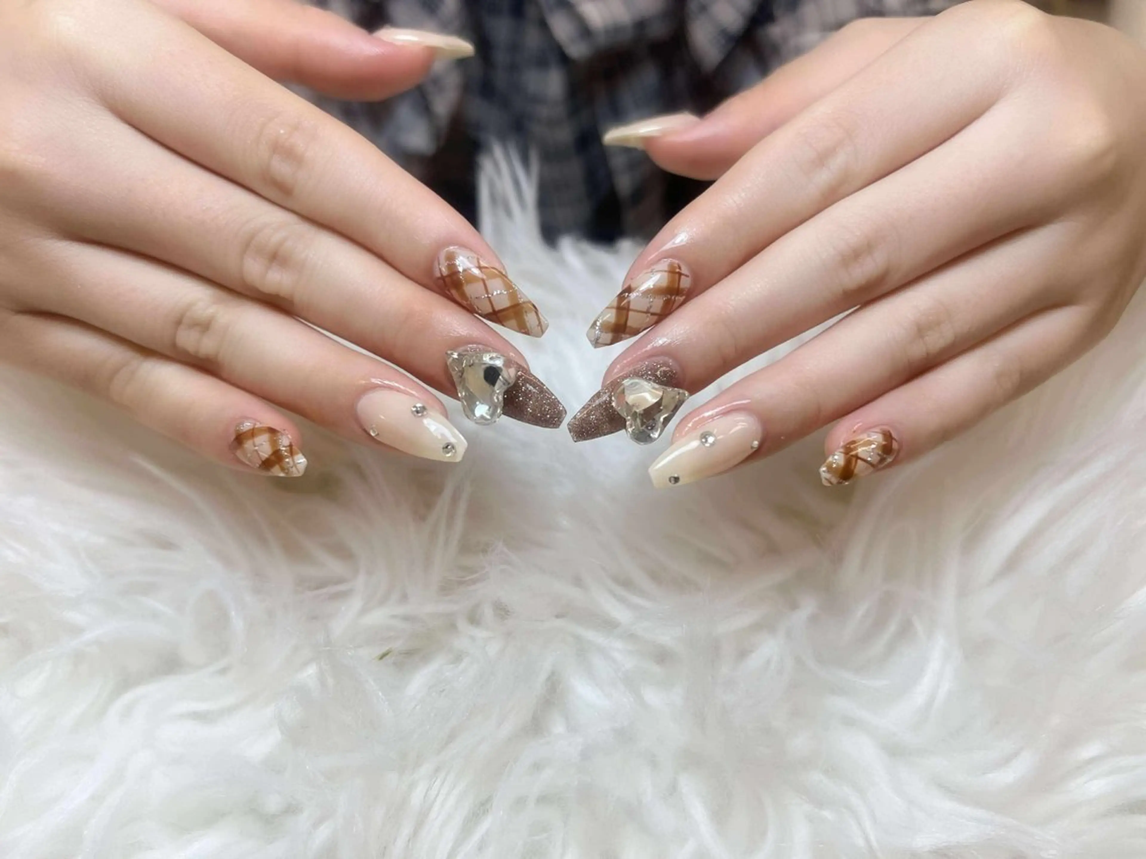 ネイル アートネイル オーロラネイル チークネイル 長さ出し フットネイル Noiranail_ studio川越西口のネイルデザイン