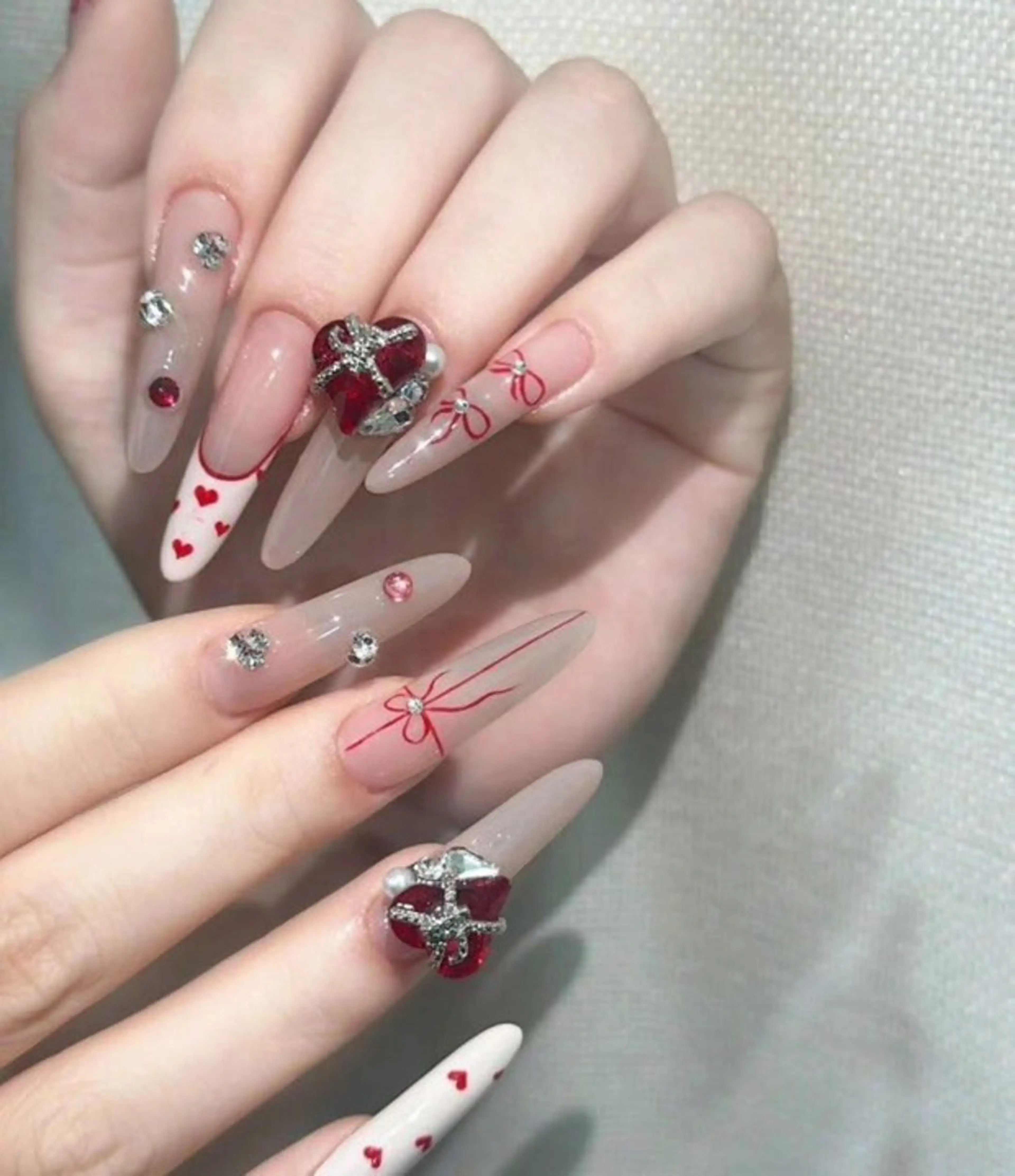 ネイル ハンドネイル Ryu Nail Studio所属・Ryu Nail 新大久保のネイルデザイン