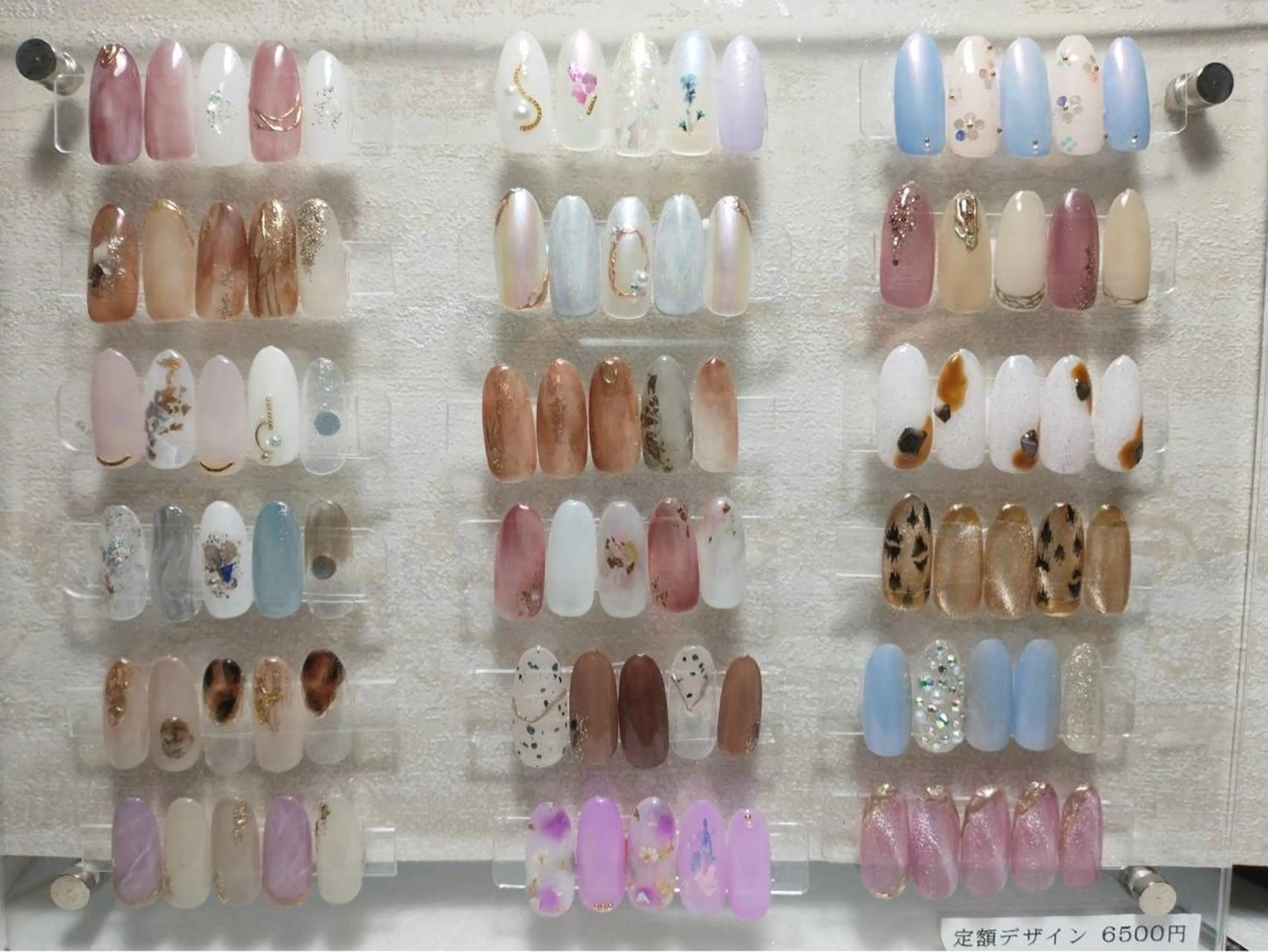 ネイル SYR所属・SYR nail salonのネイルデザイン