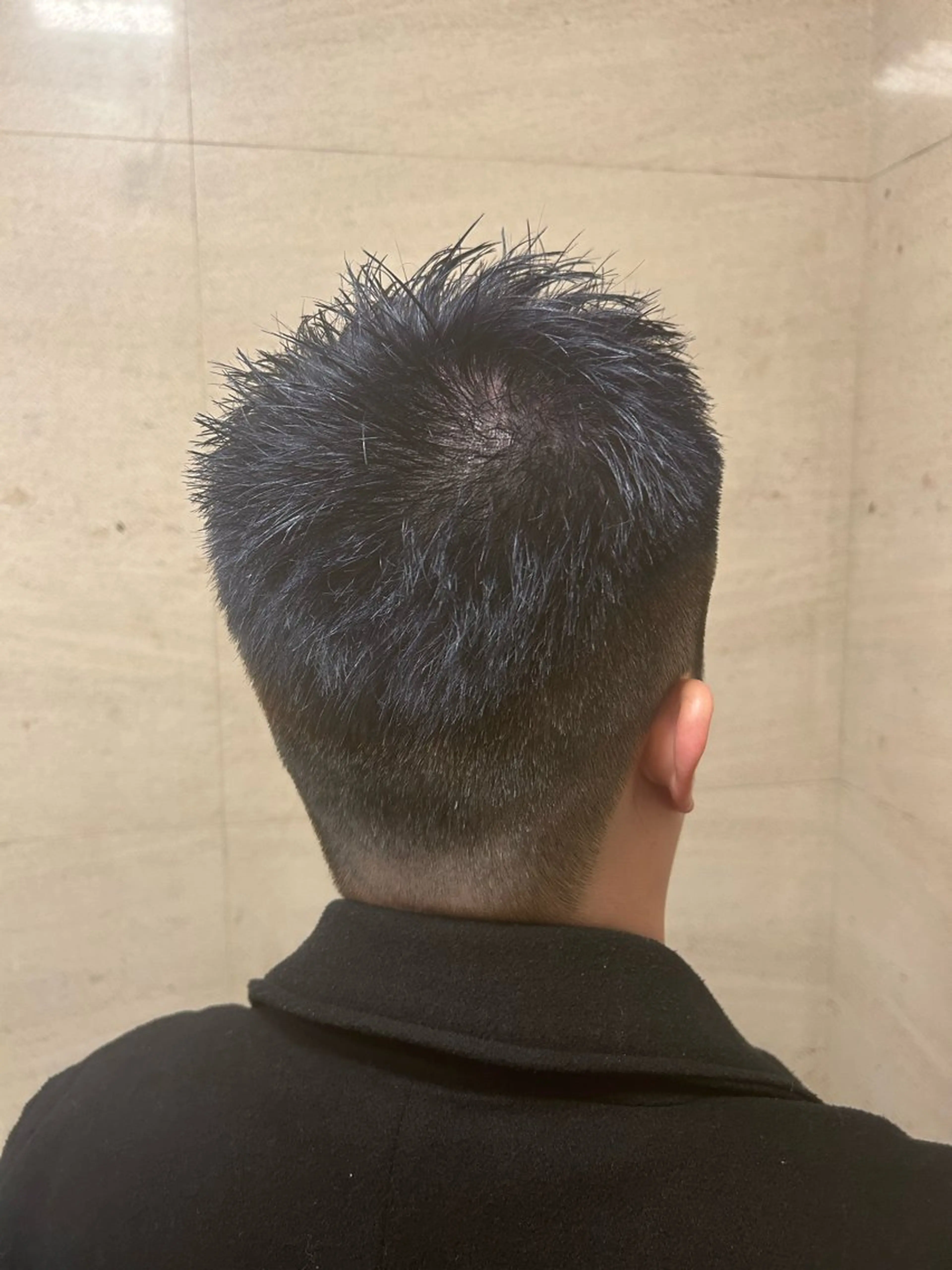ショート カラー メンズ こうよう 。のヘアスタイル