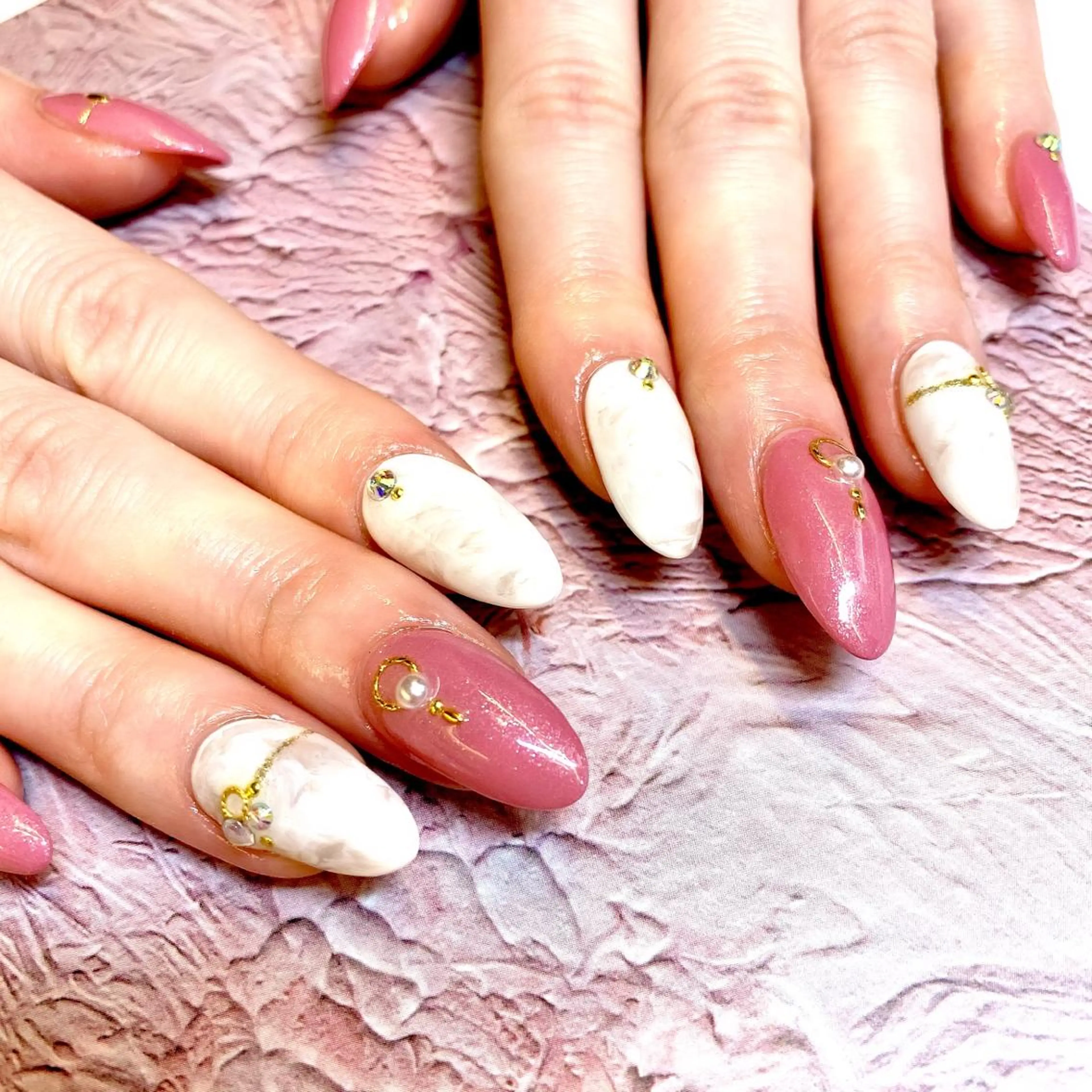 ネイル ハンドネイル clover nailのネイルデザイン