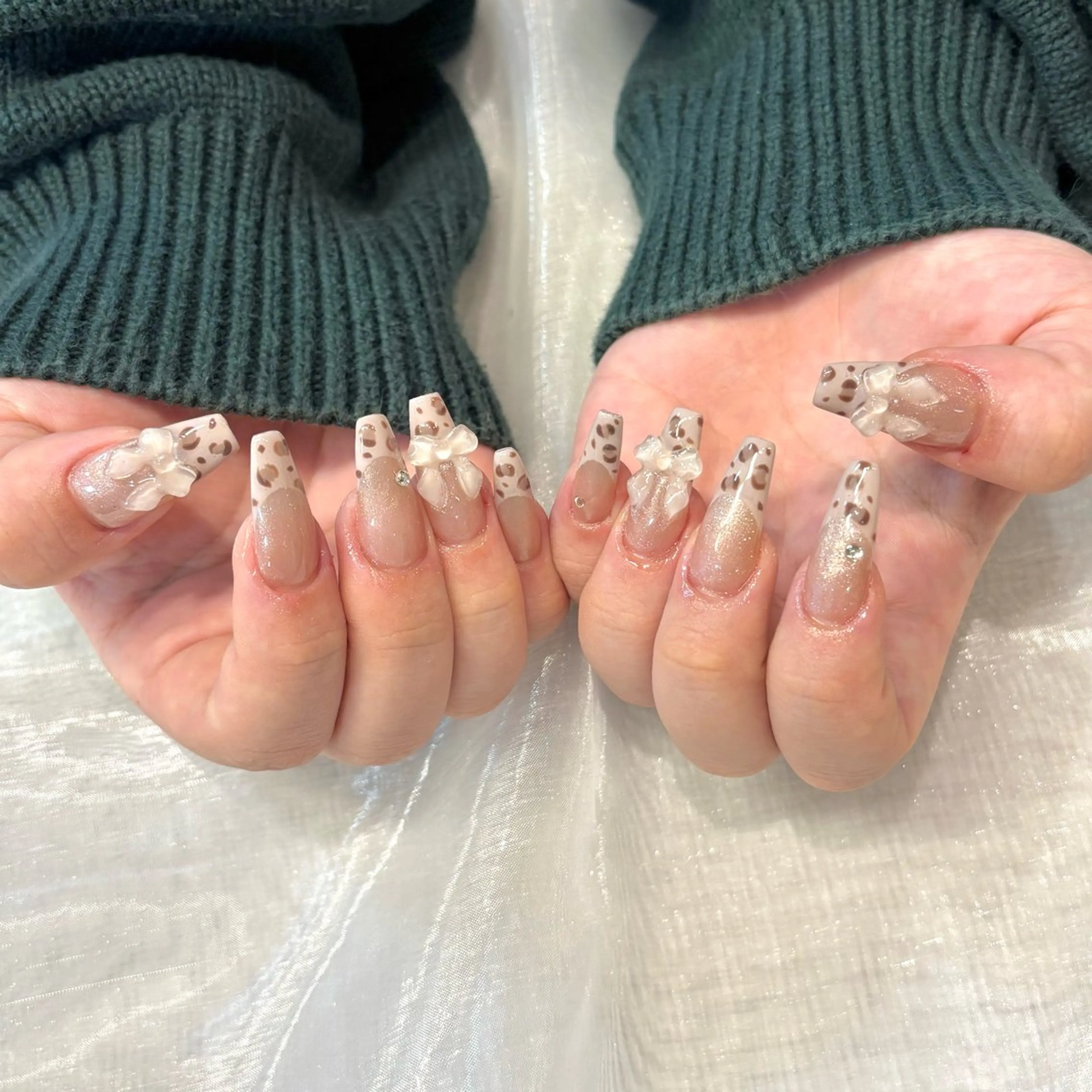 ネイル 長さ出し ロングネイル スカルプネイル ハンドネイル Chipie_ ayanoのネイルデザイン