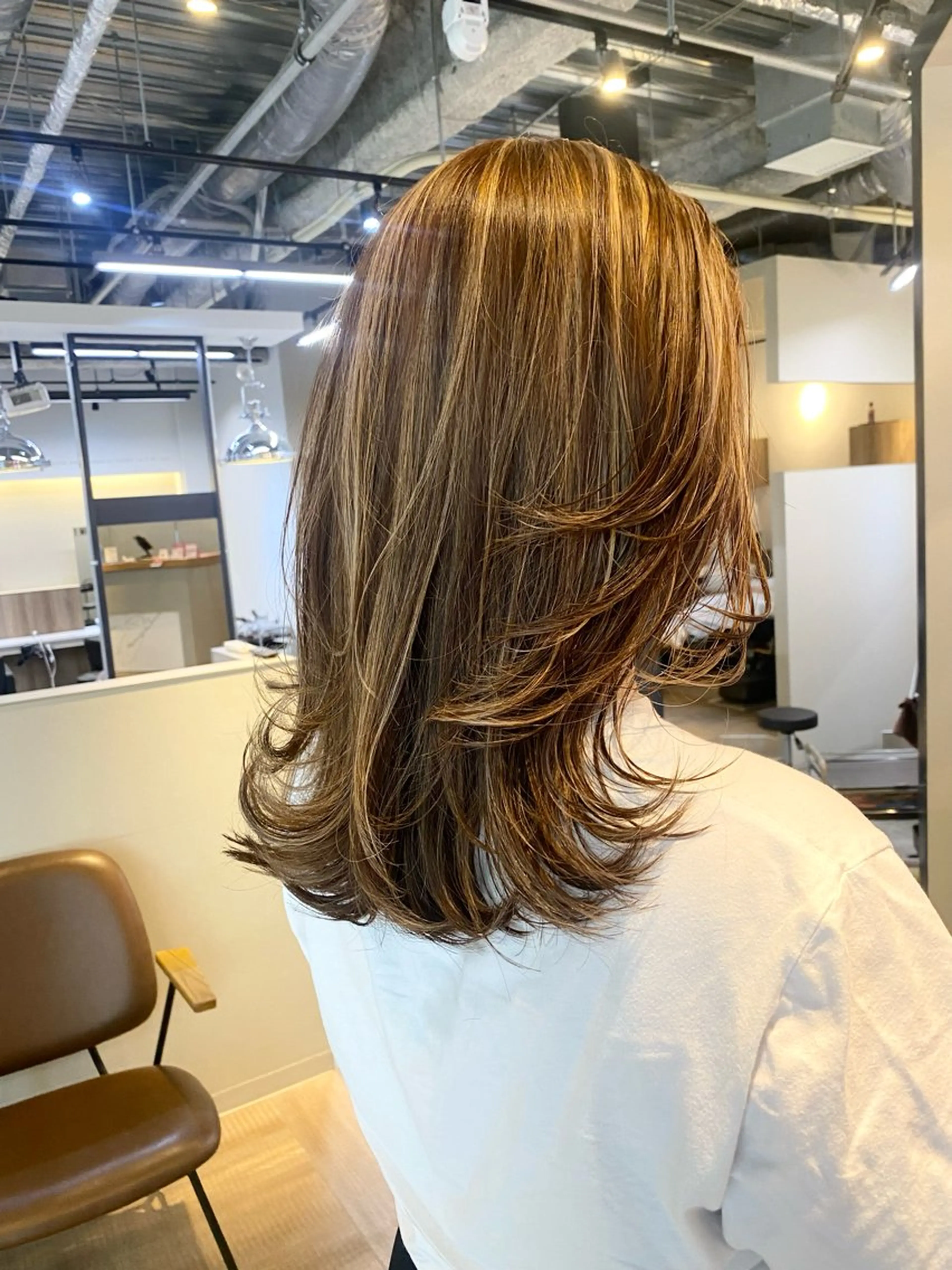 セミロング ヘアカラー トリートメント 【博多ハイライトカラ ー】中島啓太のヘアスタイル