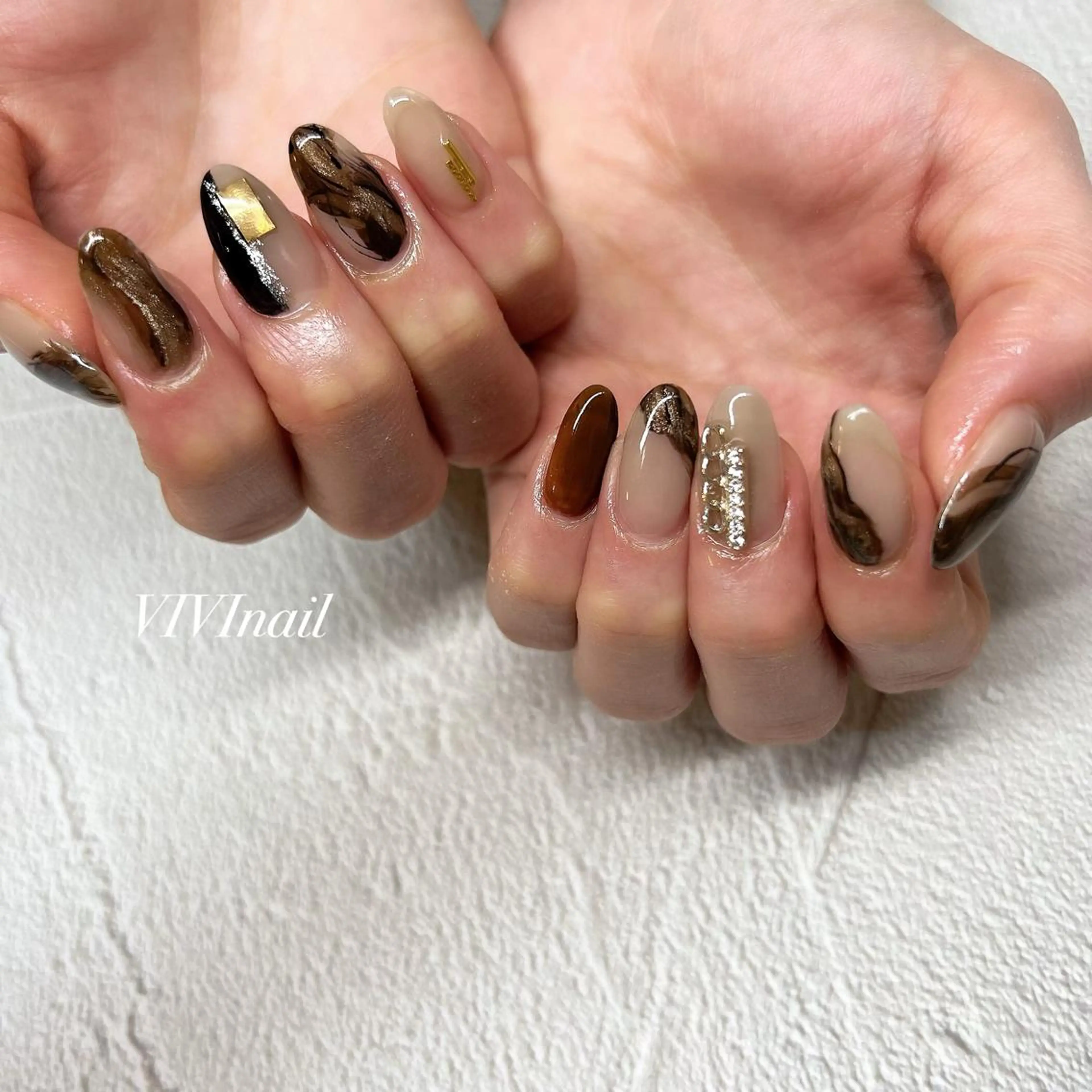 ネイル ニュアンスネイル ハンドネイル vivi nailのネイルデザイン