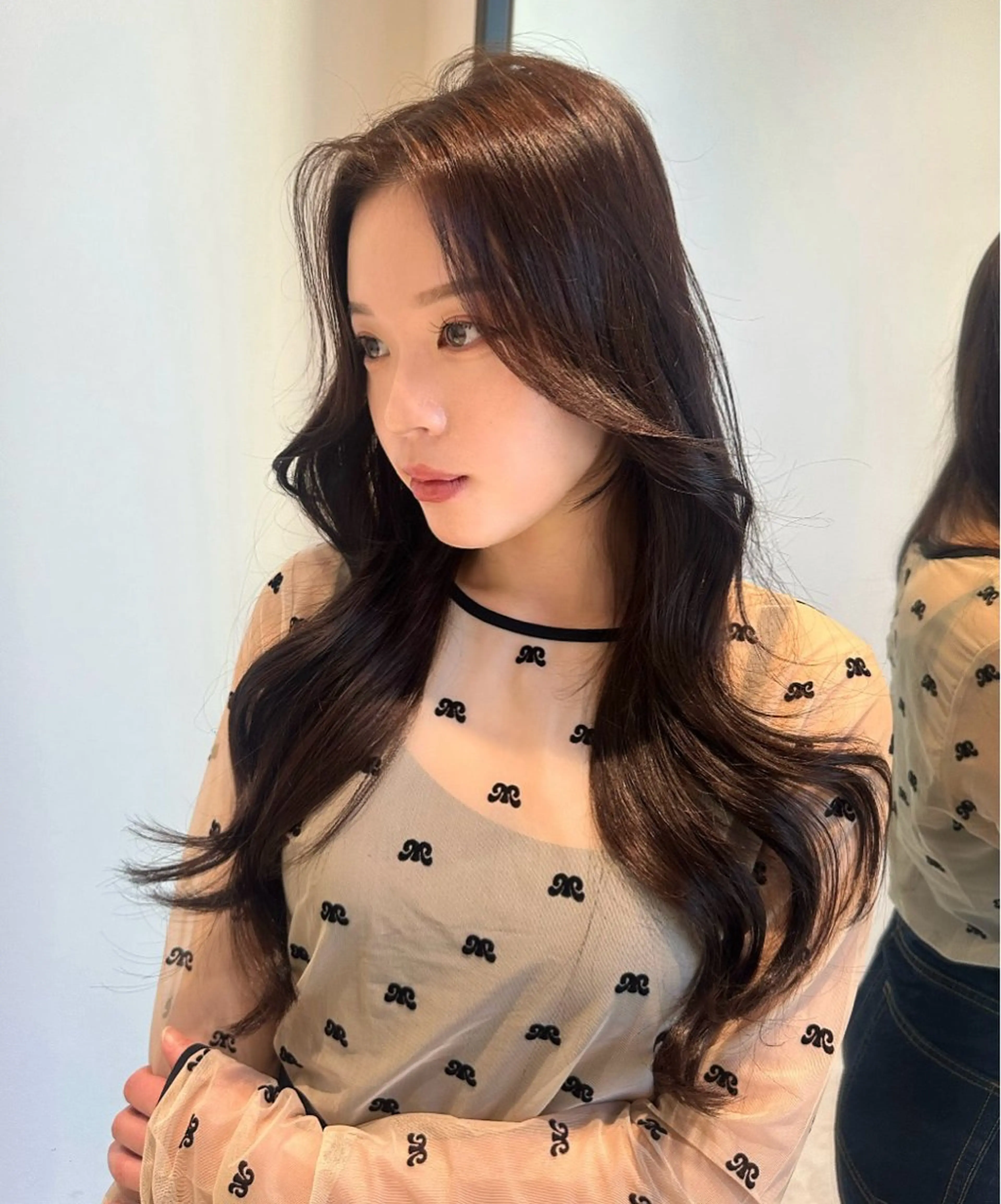 ロング チョコレートブラウン 韓国風ヘア レイヤーカット ワンホンヘア ヘアカラー Lond Role所属・🎀透明感カラー shizuka🎀のヘアスタイル