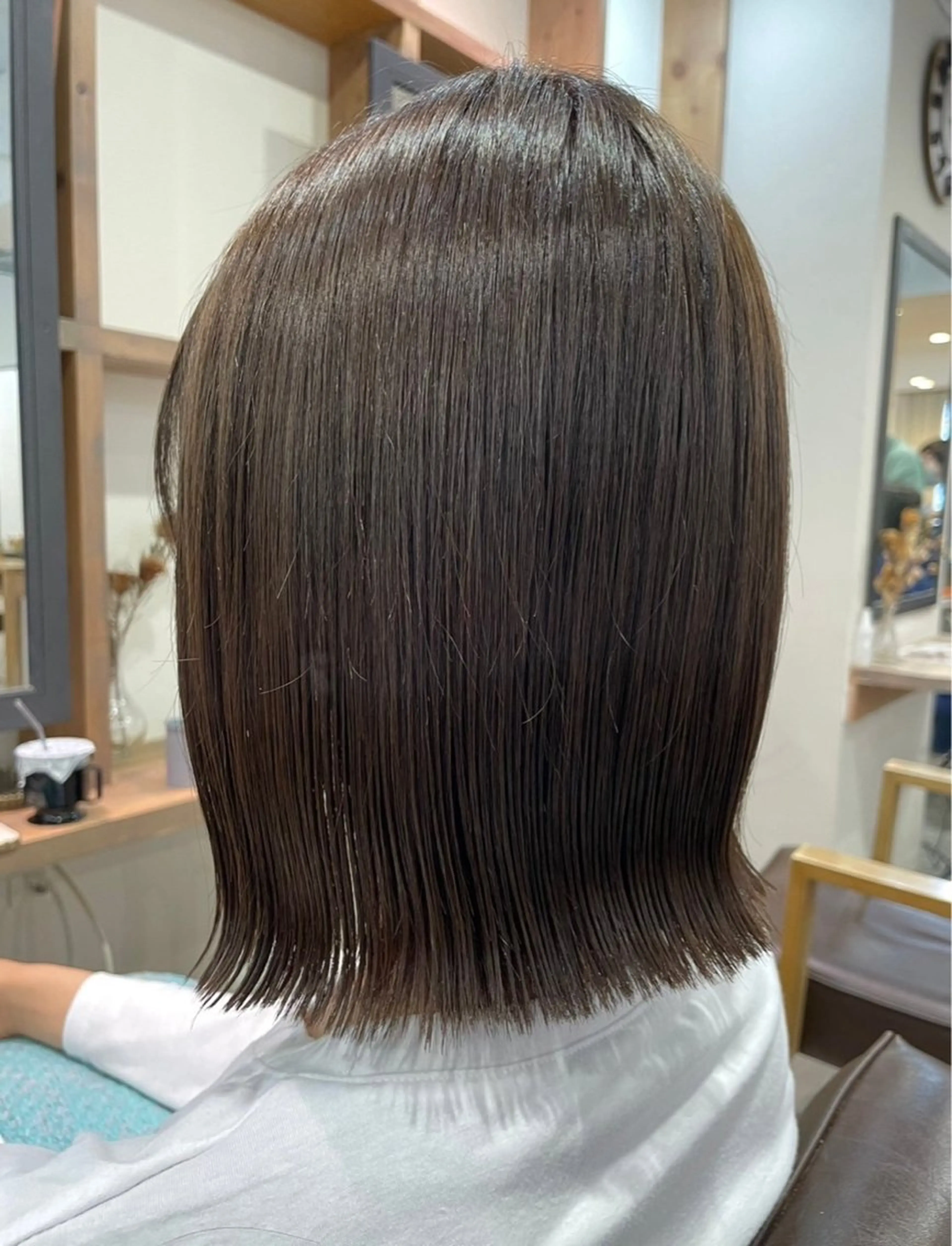 ショート ヘアカラー 室谷 ゆりあのヘアスタイル