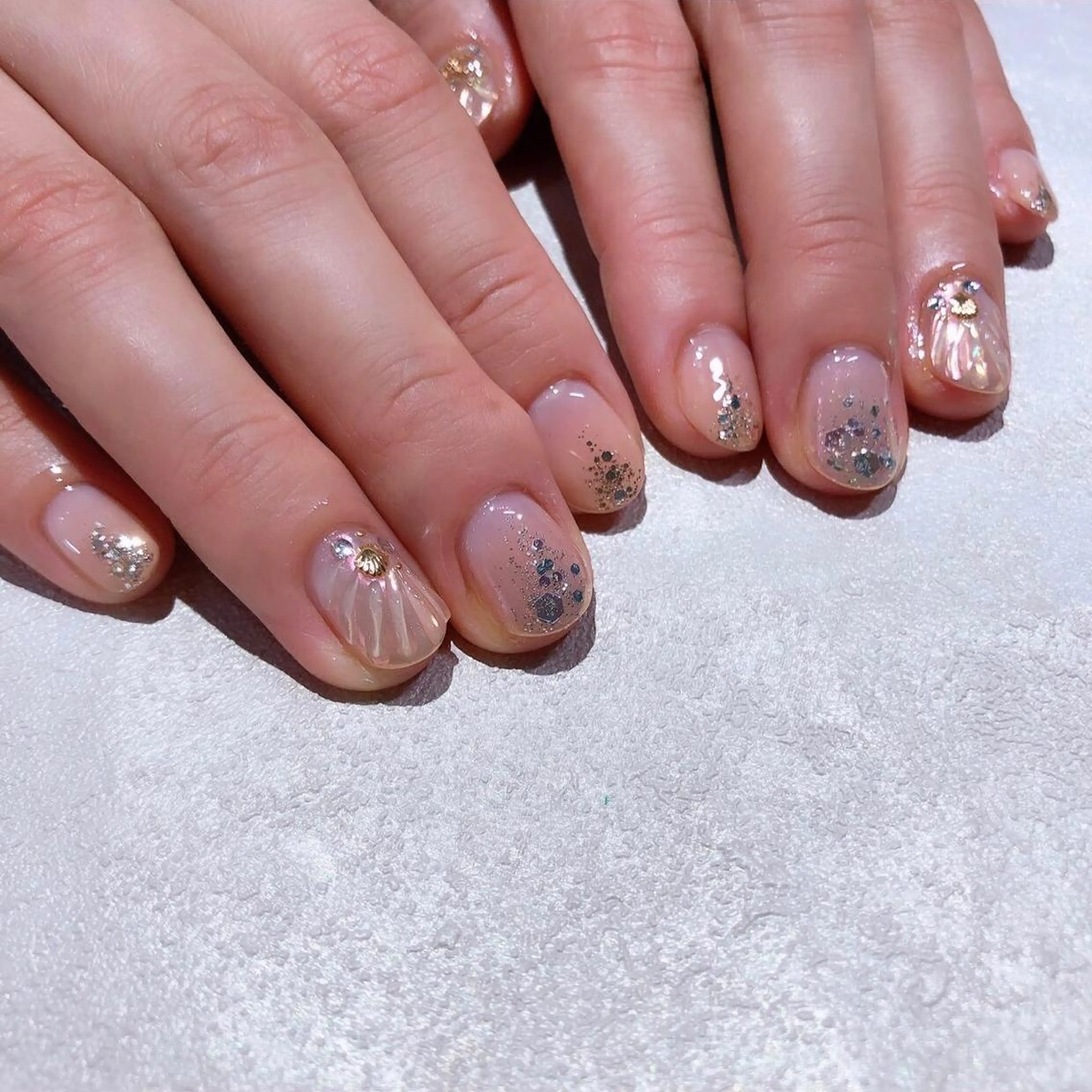 ネイル ハンドネイル フットネイル ハンドケア Nes.Nail所属・Miyagi Asamiのネイルデザイン