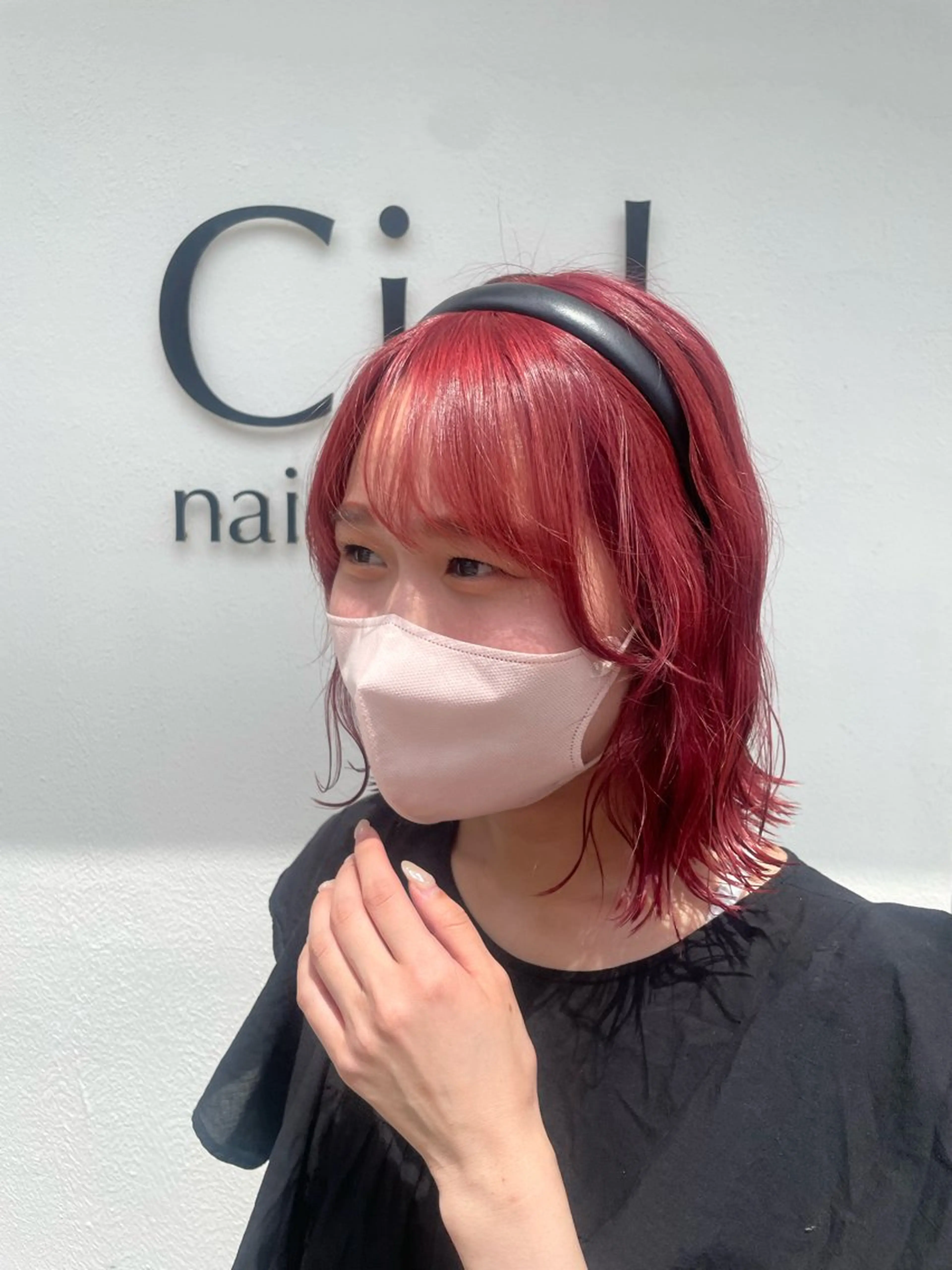 ショート カラー ピンクカラー ヘアカラー 長岡 香澄のヘアスタイル