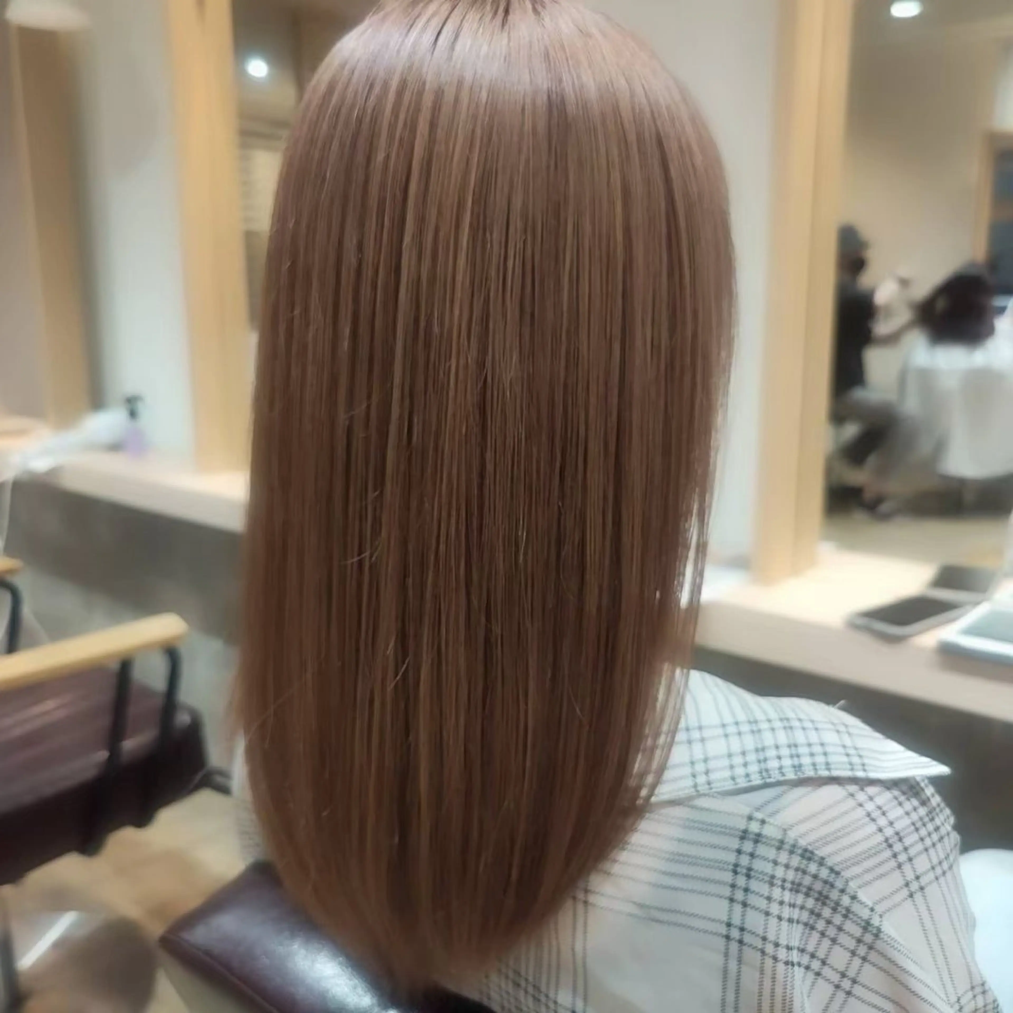 ロング カット ヘアカラー トリートメント 内間 美鈴のヘアスタイル