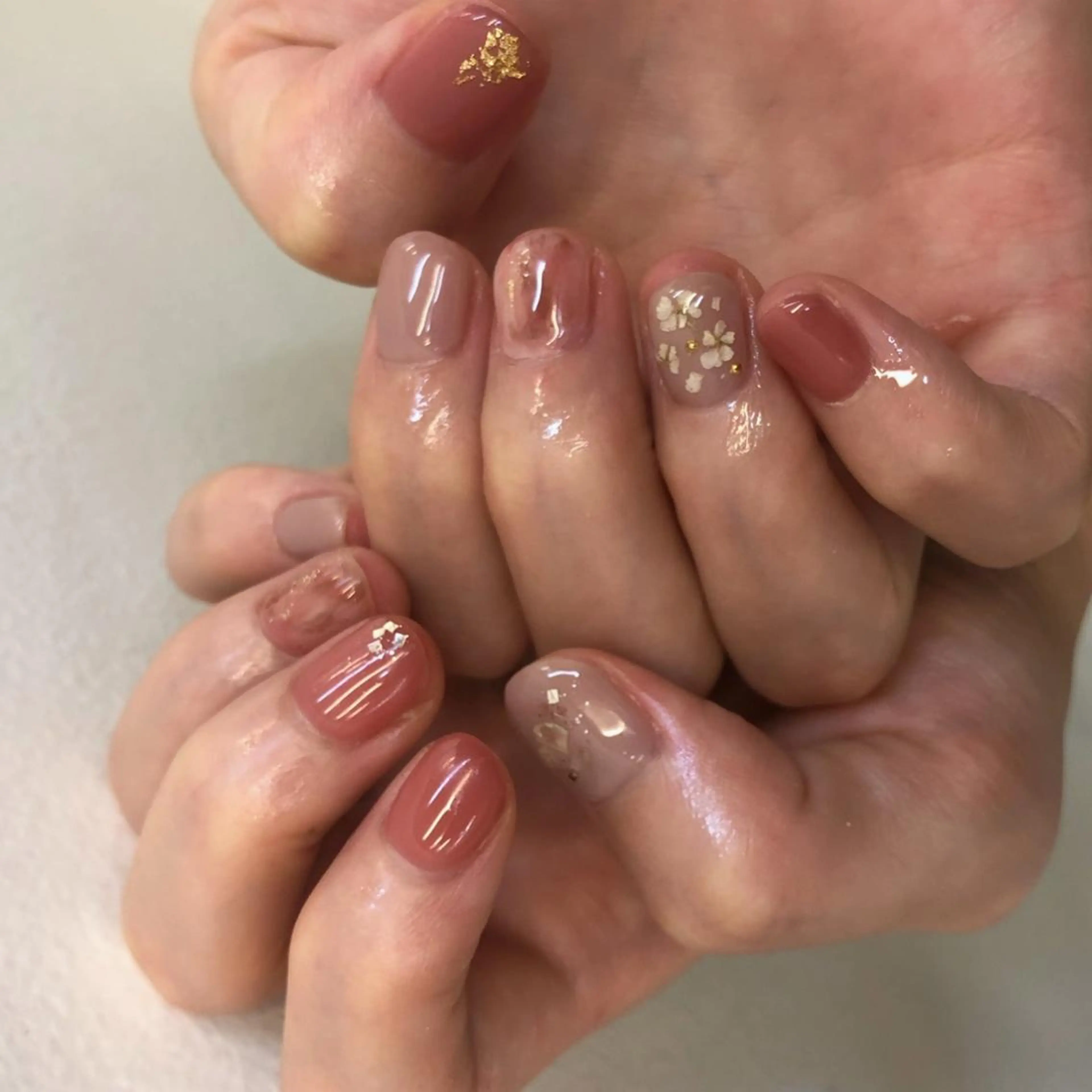 ネイル フラワーネイル ジェルネイル ニュアンスネイル オフィスネイル パラジェル Cariina ☺のネイルデザイン