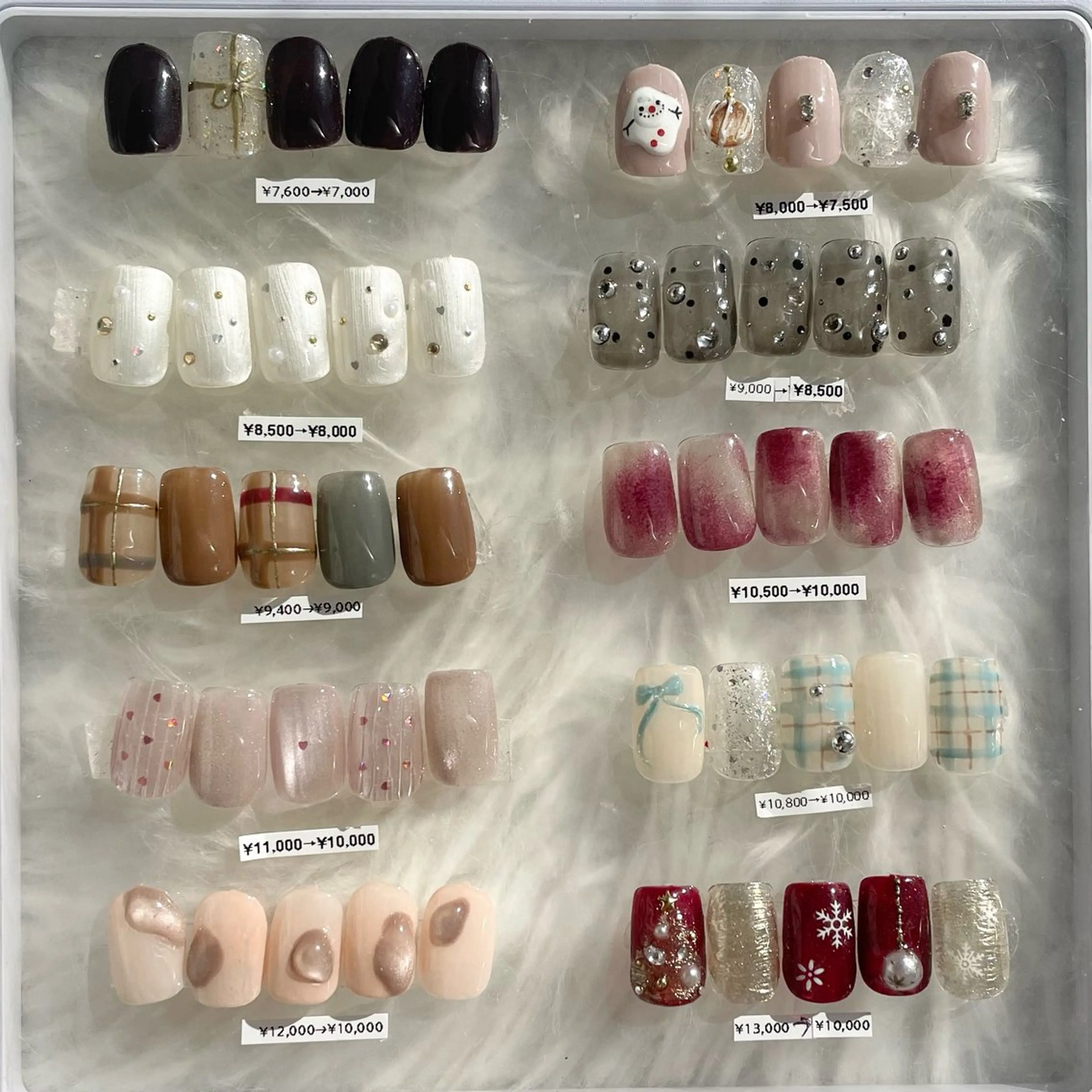 ミディアム ハンドネイル フットネイル S LOUNGE NAIL所属・パーツたくさん🍓 SUMIのネイルデザイン