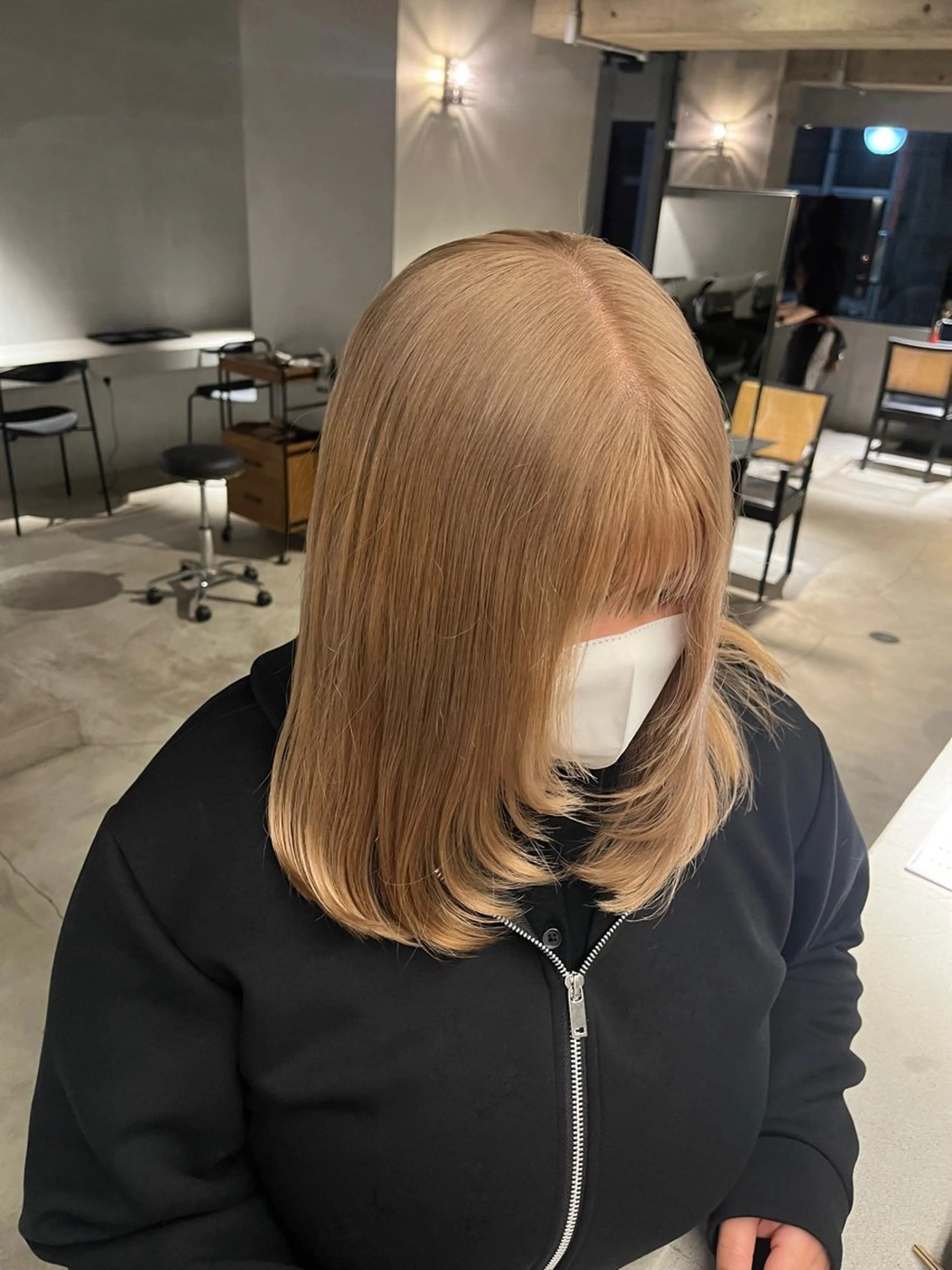 ミディアム 二村 海のヘアスタイル