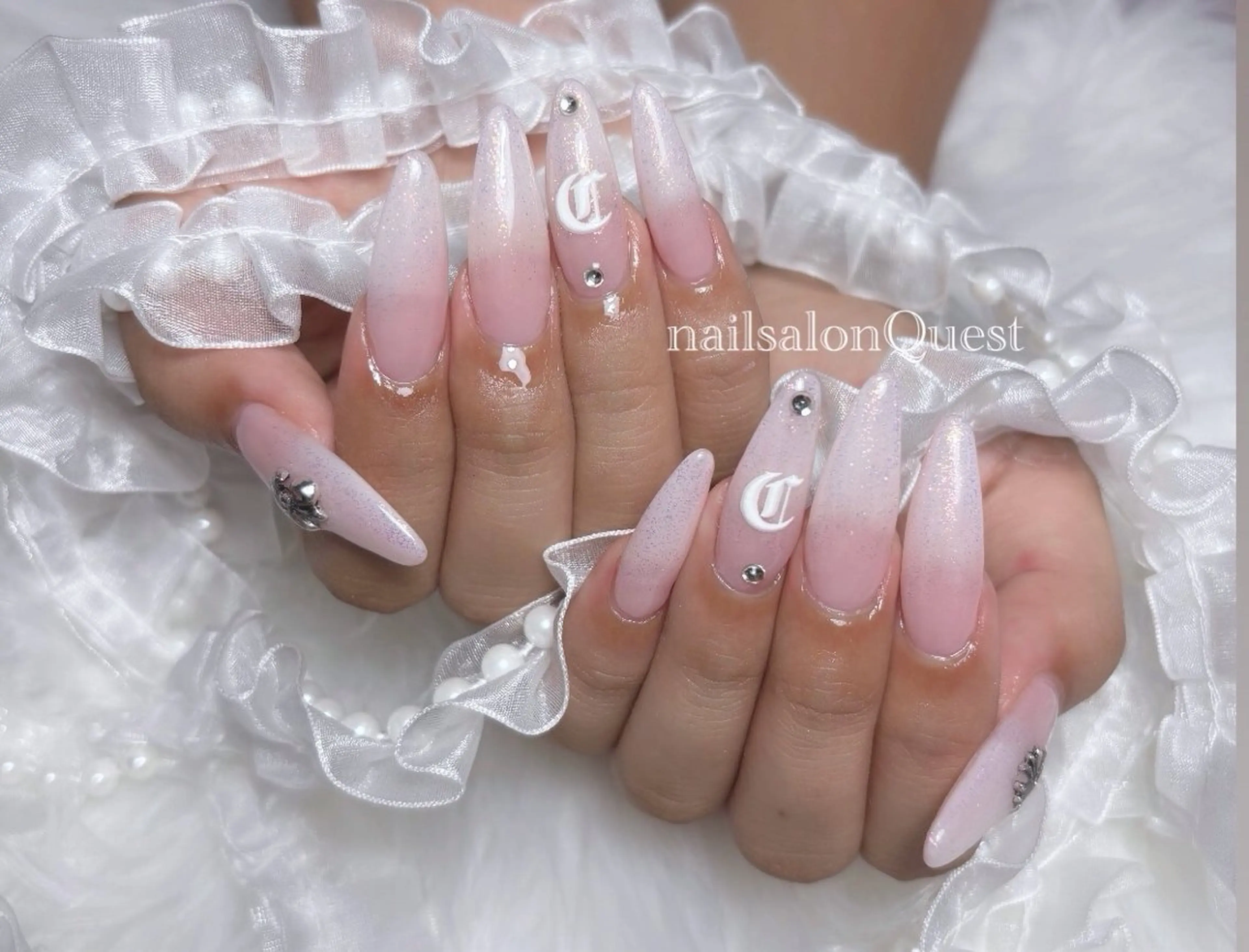 ネイル ハンドネイル nailsalon Questのネイルデザイン