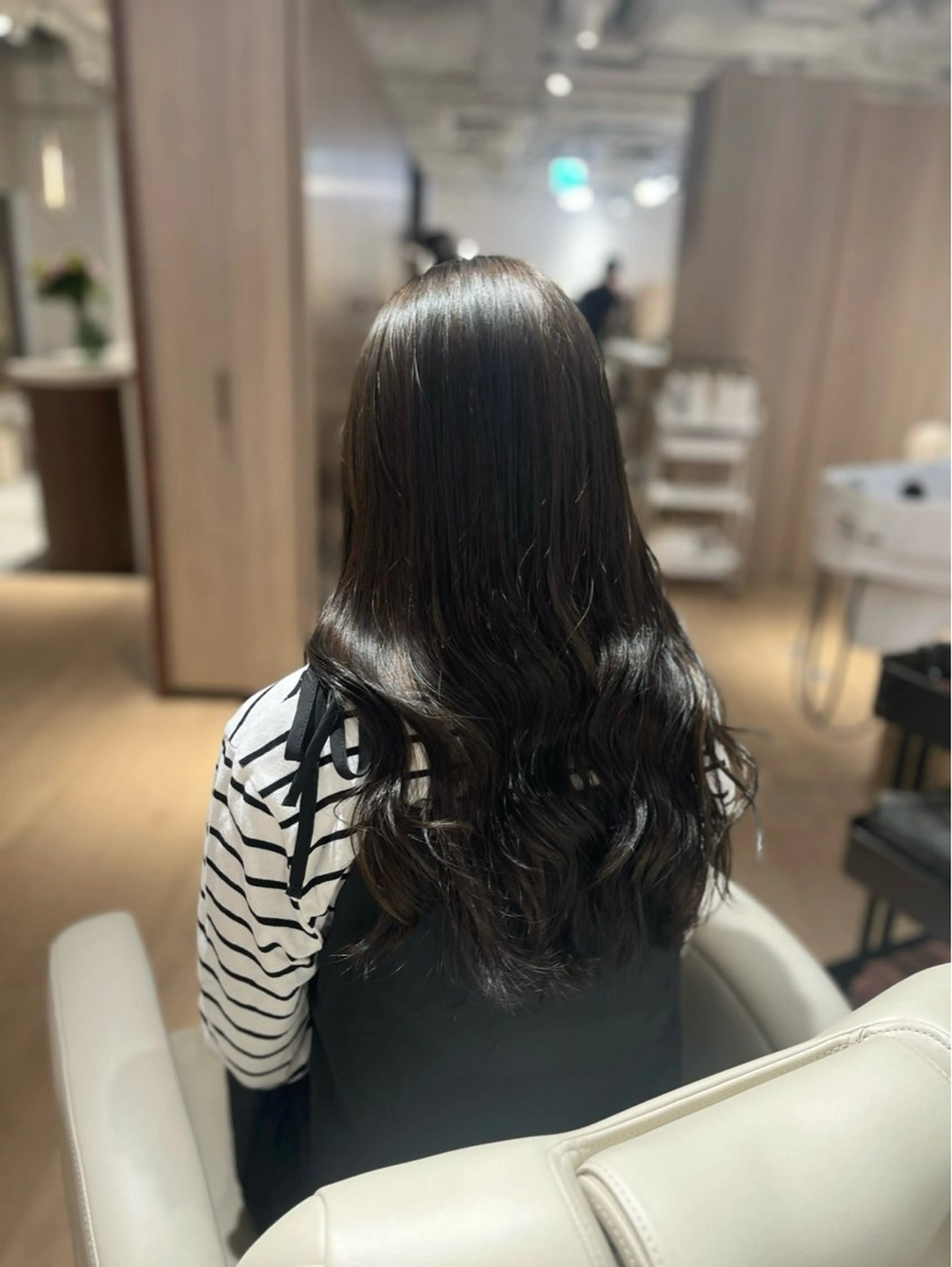 カラー 大西 愛梨のヘアスタイル