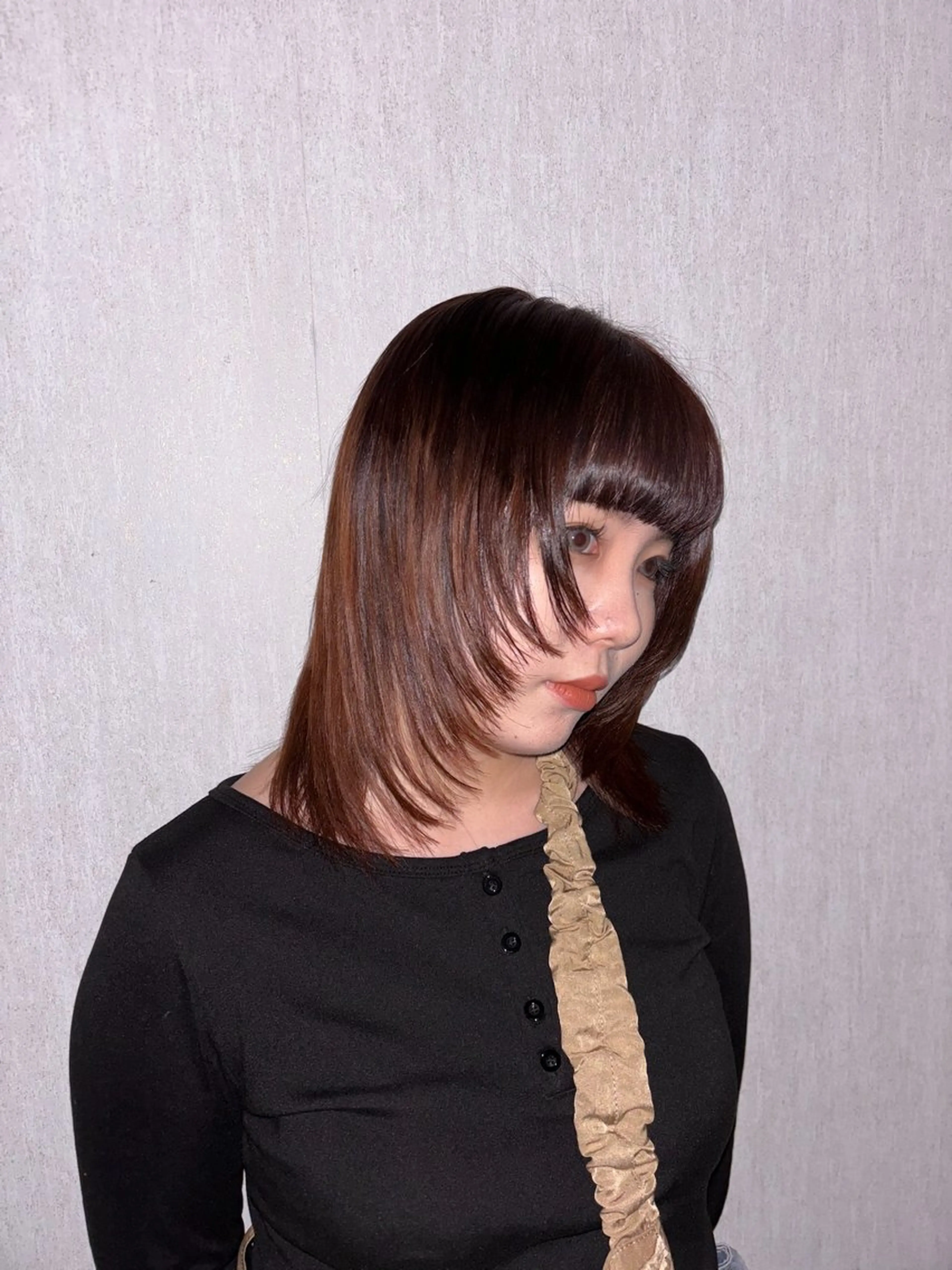 セミロング レイヤーカット 長尾ゆりの/ボブ/ ベージュ/ハイトーンのヘアスタイル