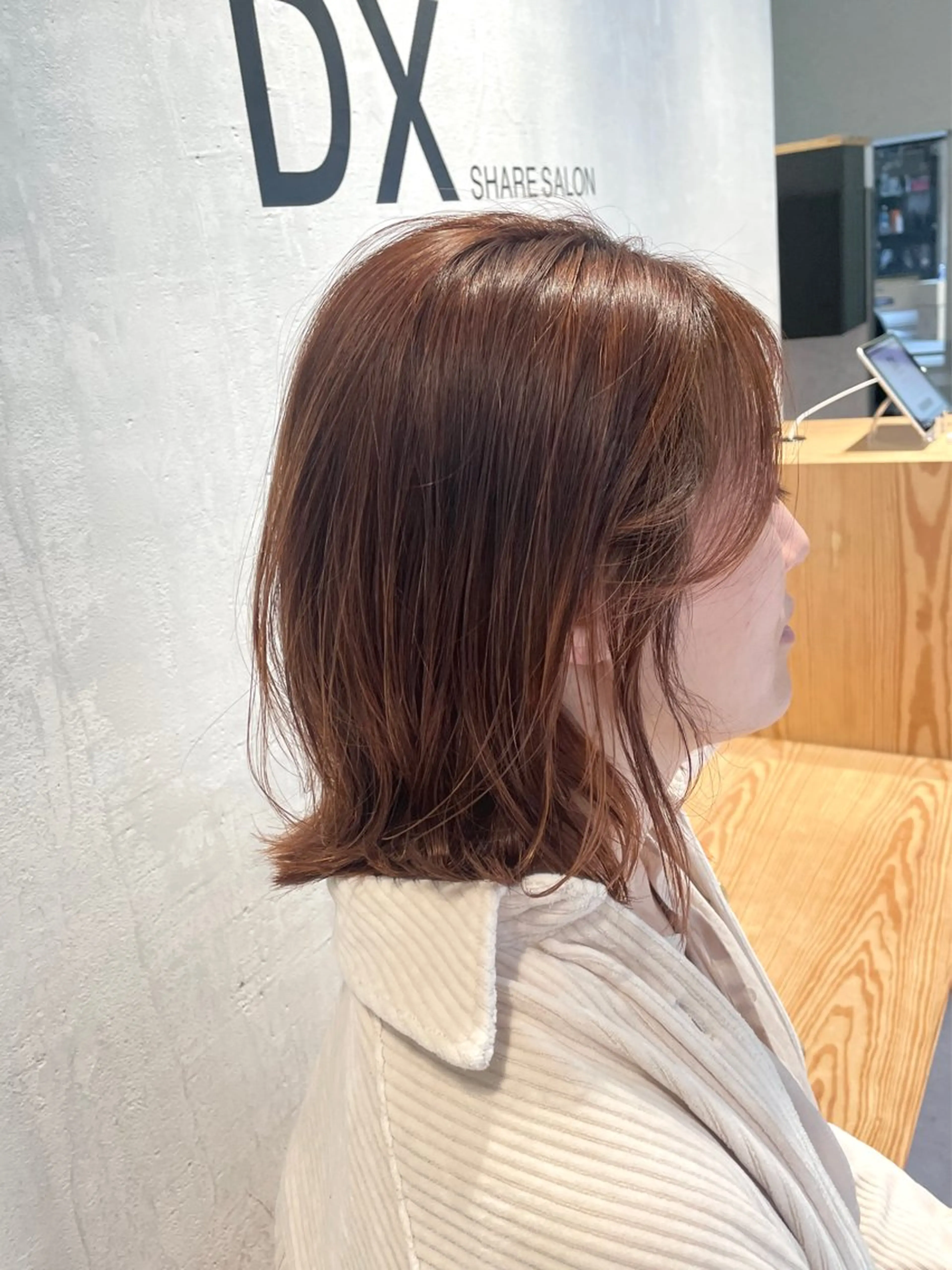 ミディアム カラー 透明感カラー ハイライトカラー オレンジ ハイライト カット ヘアカラー トリートメント DX SHARE SALON所属・ツヤ感白髪ぼかし KEIKOのヘアスタイル