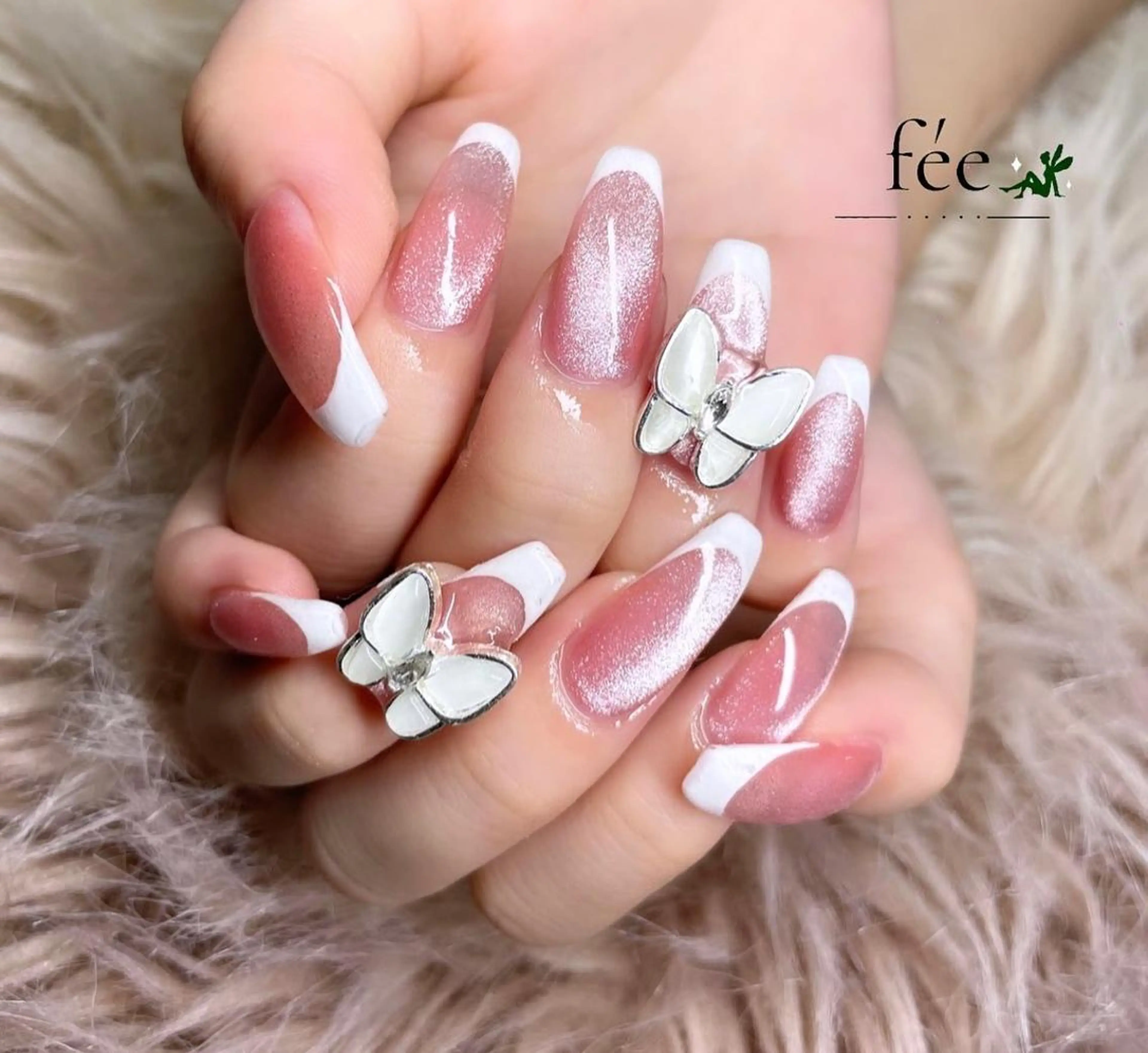 ネイル フットネイル ジェルネイル 韓国ネイル マグネットネイル ミラーネイル ハンドネイル nail salon fee（フィー）のネイルデザイン