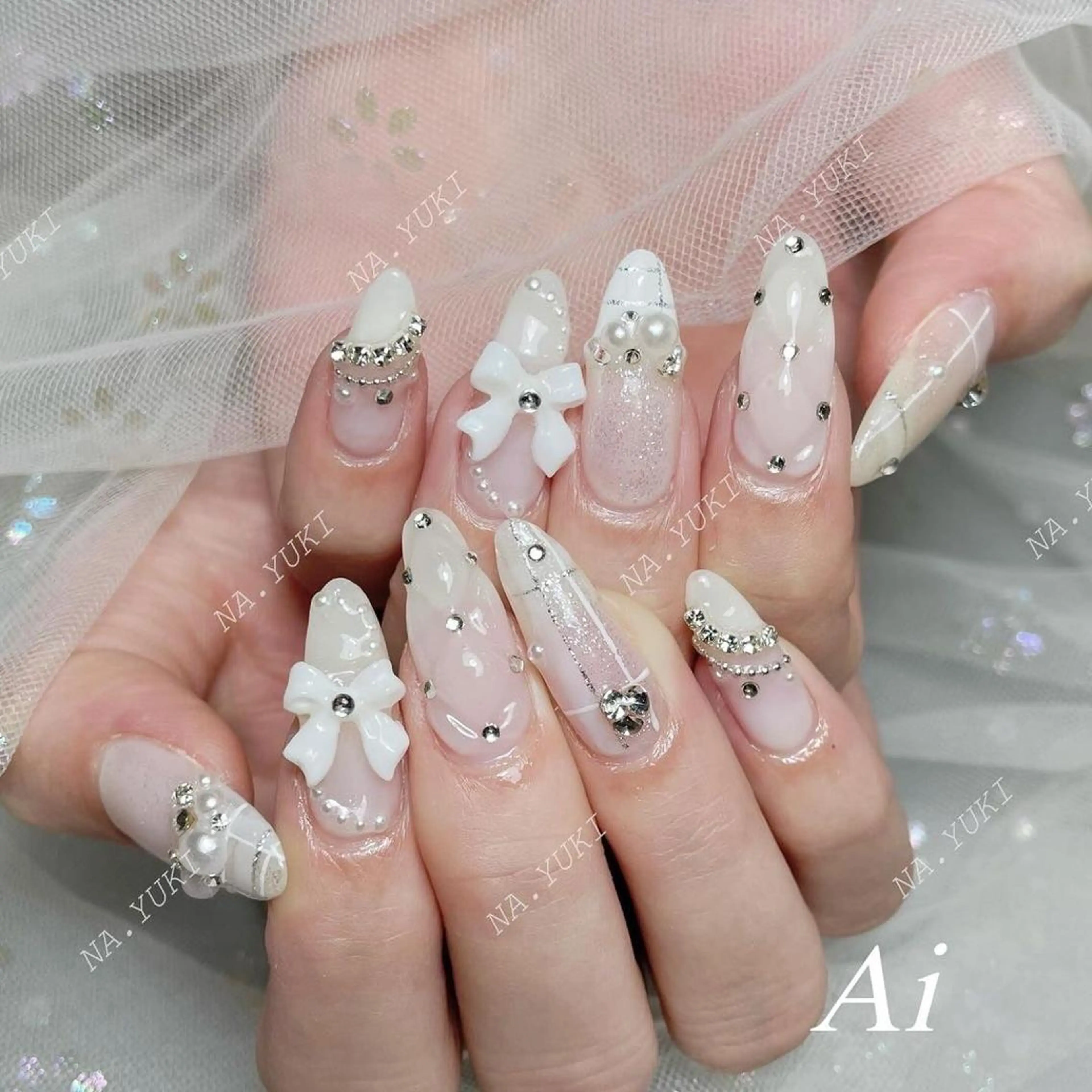 ネイル ハンドネイル ハンドケア 🌷 Mooning 🌷のネイルデザイン