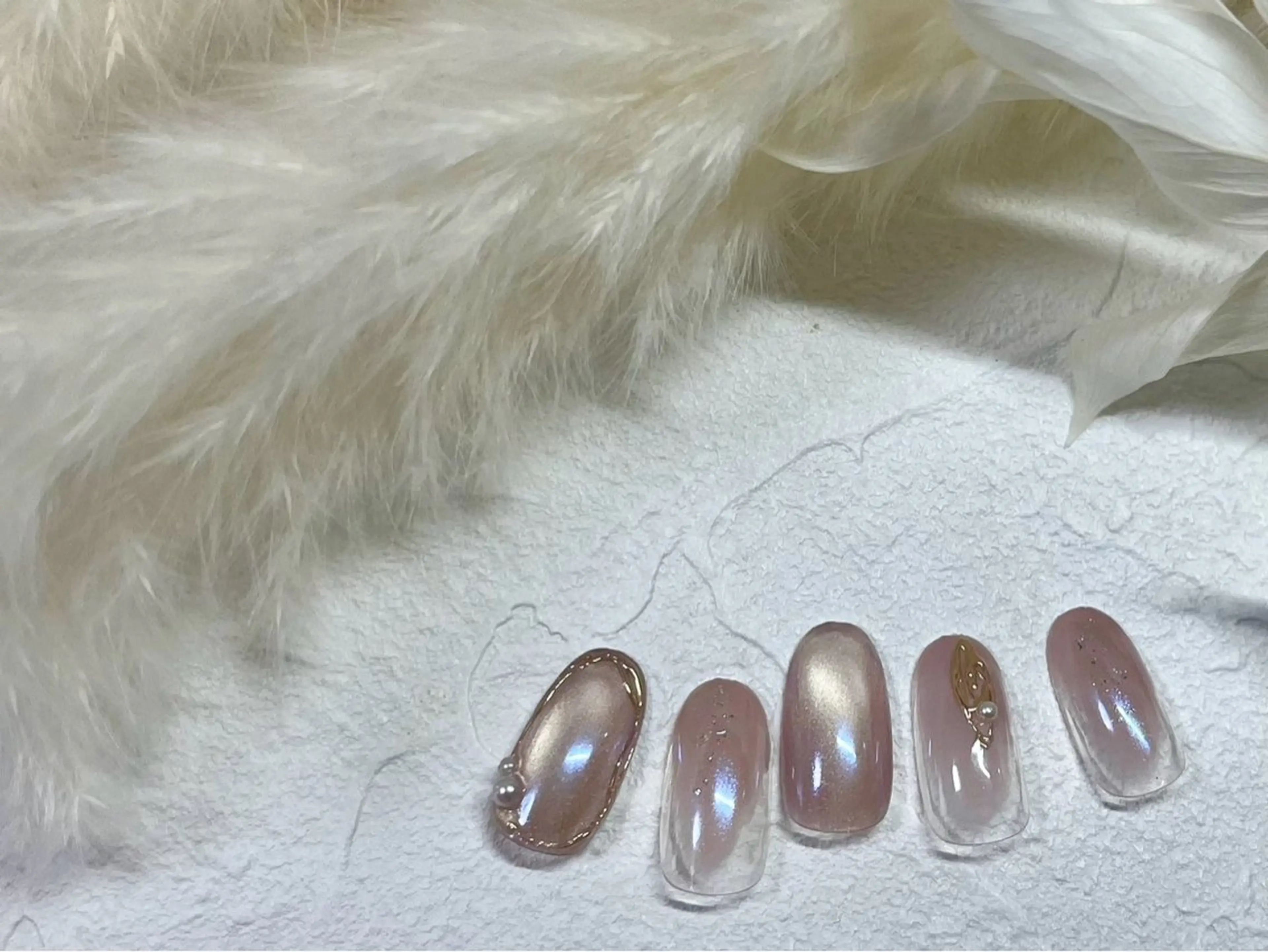 ネイル オーロラネイル フットネイル フレンチネイル ジェルネイル 韓国ネイル kiki nail たまプラーザのネイルデザイン