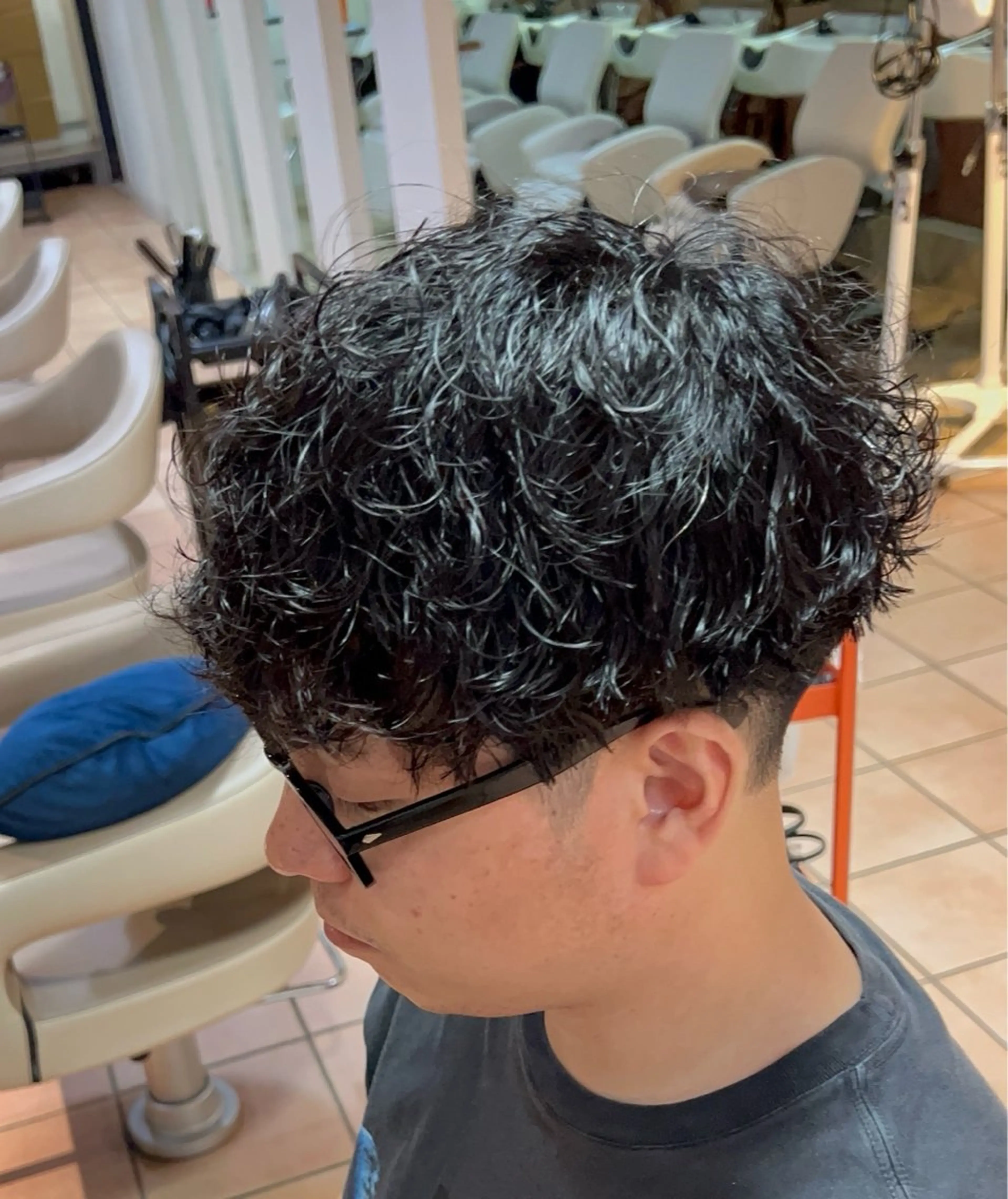 ショート パーマ メンズ カット パーマ トリートメント 朝5分でキマる 村上陸のヘアスタイル