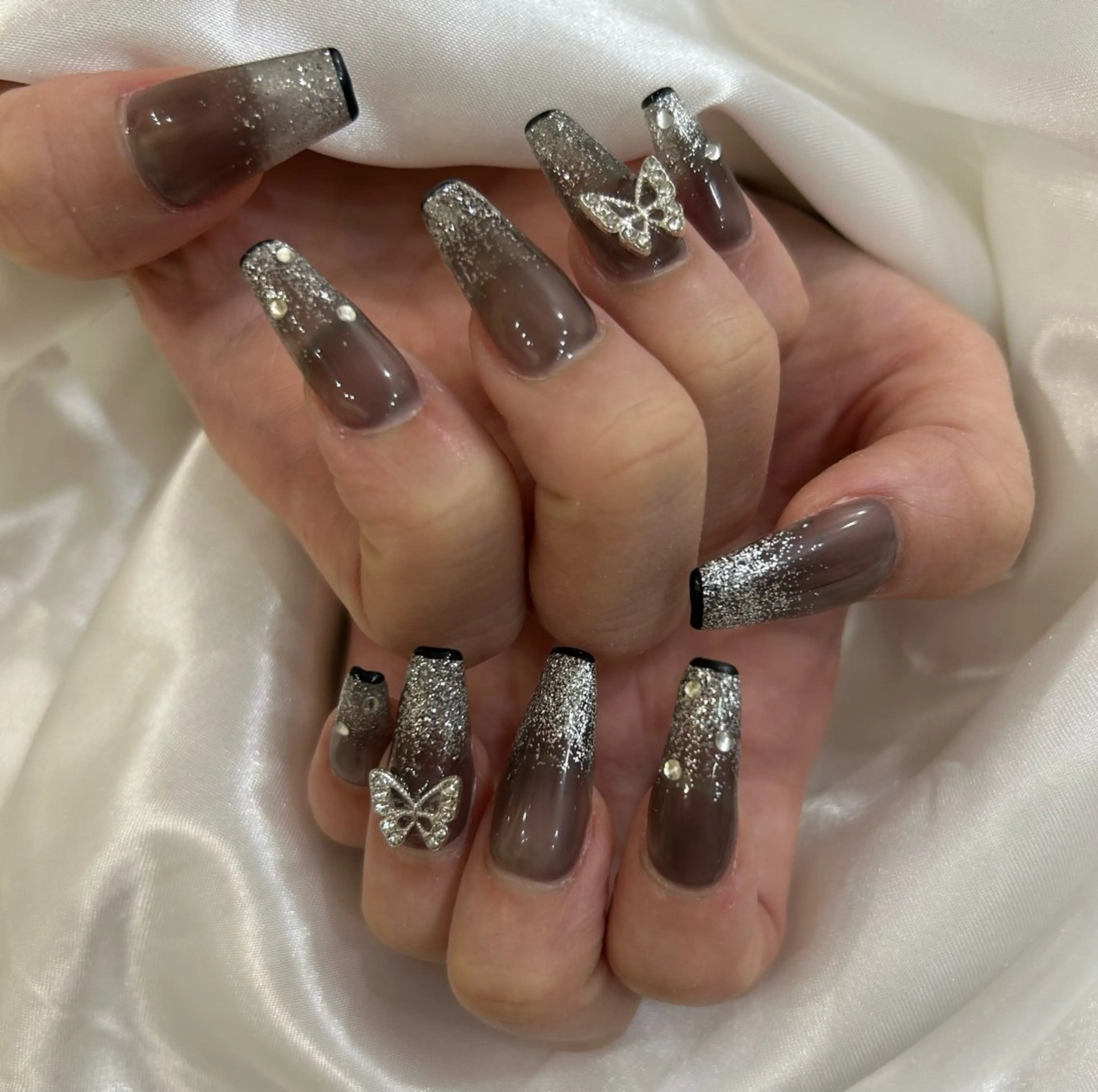 ロング Nailsalon Angeのネイルデザイン