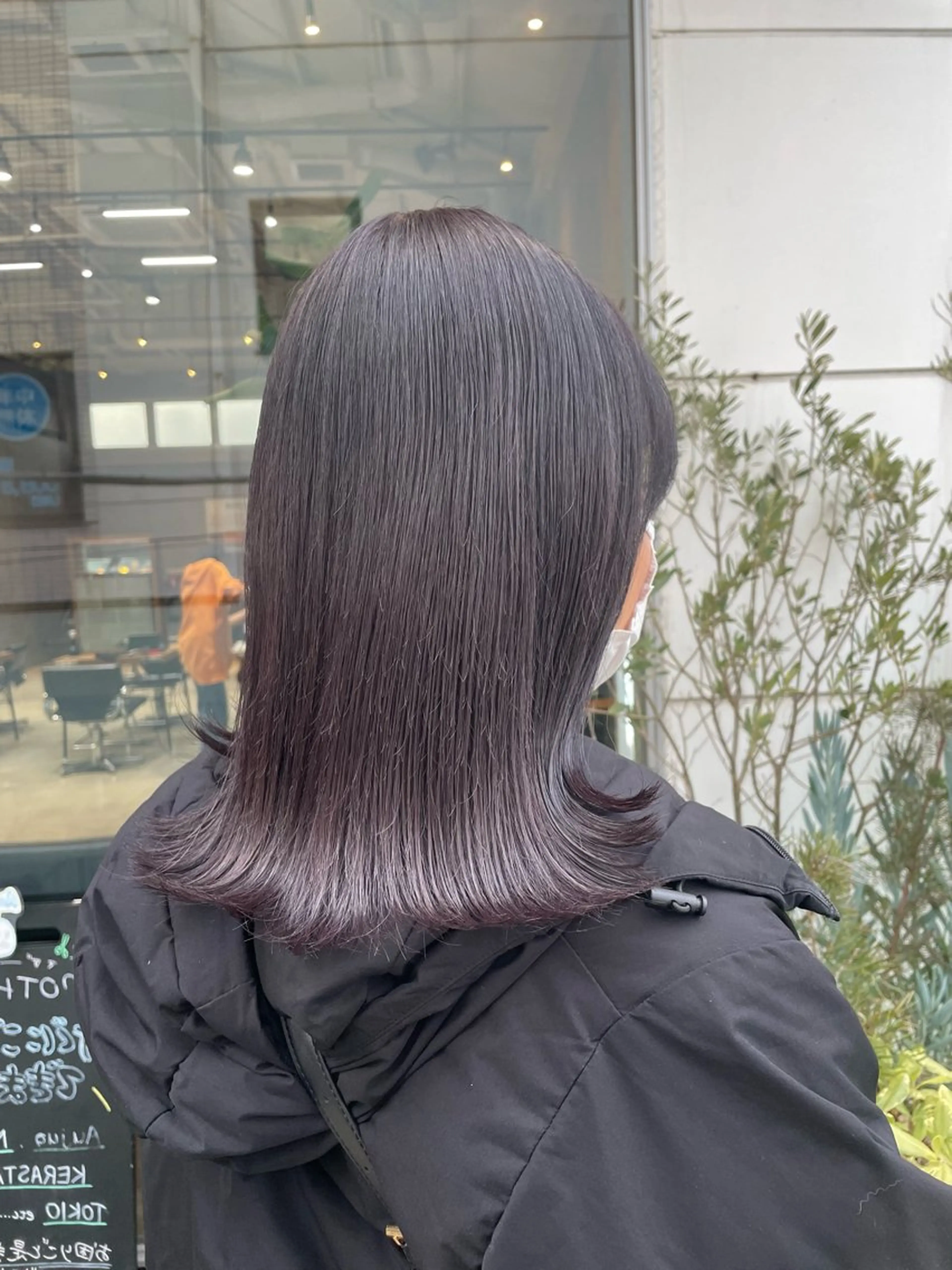 ミディアム 顔まわりレイヤー🎀 くぼやま　みおのヘアスタイル