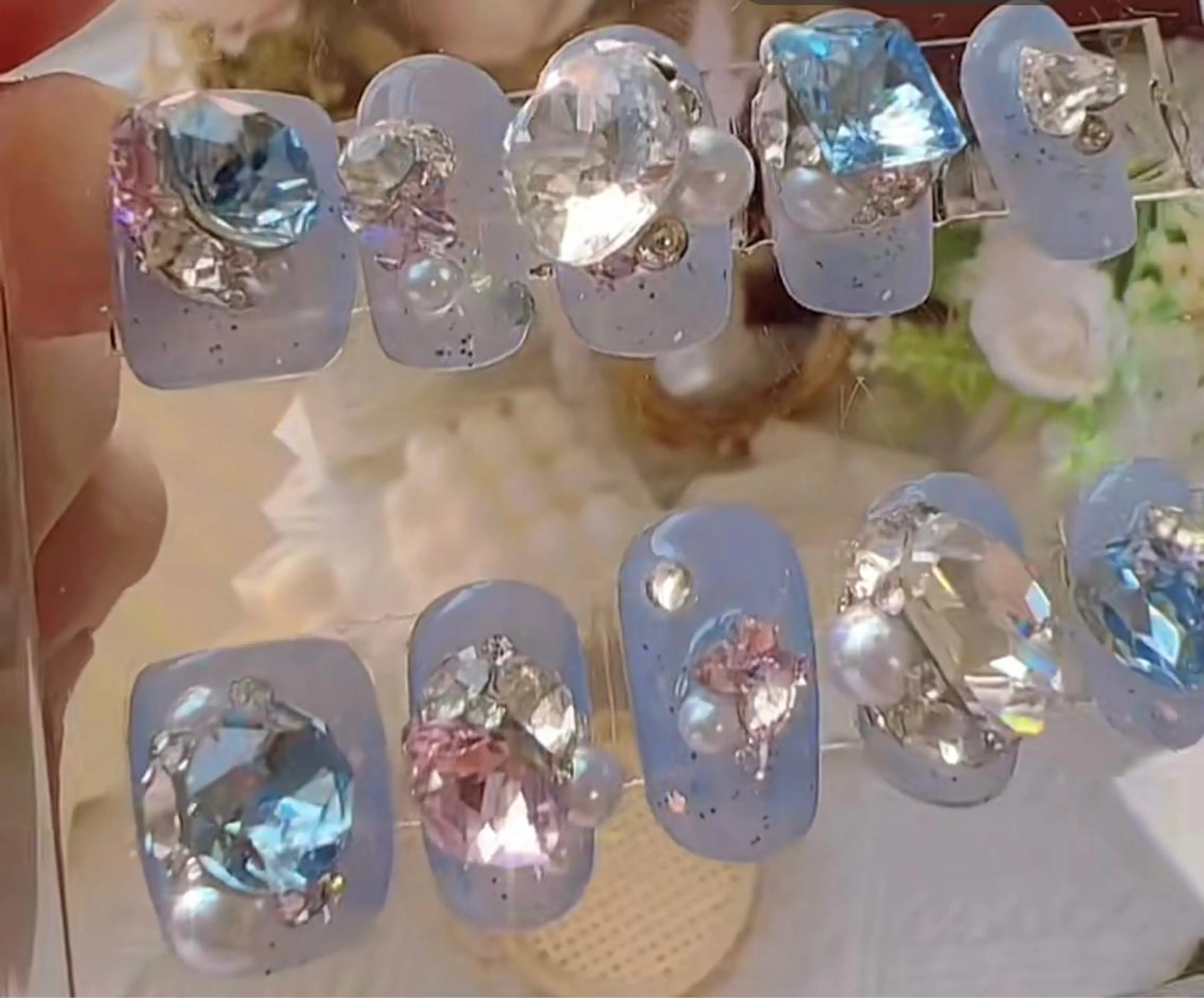 ネイル ハンドネイル The Oneのネイルデザイン