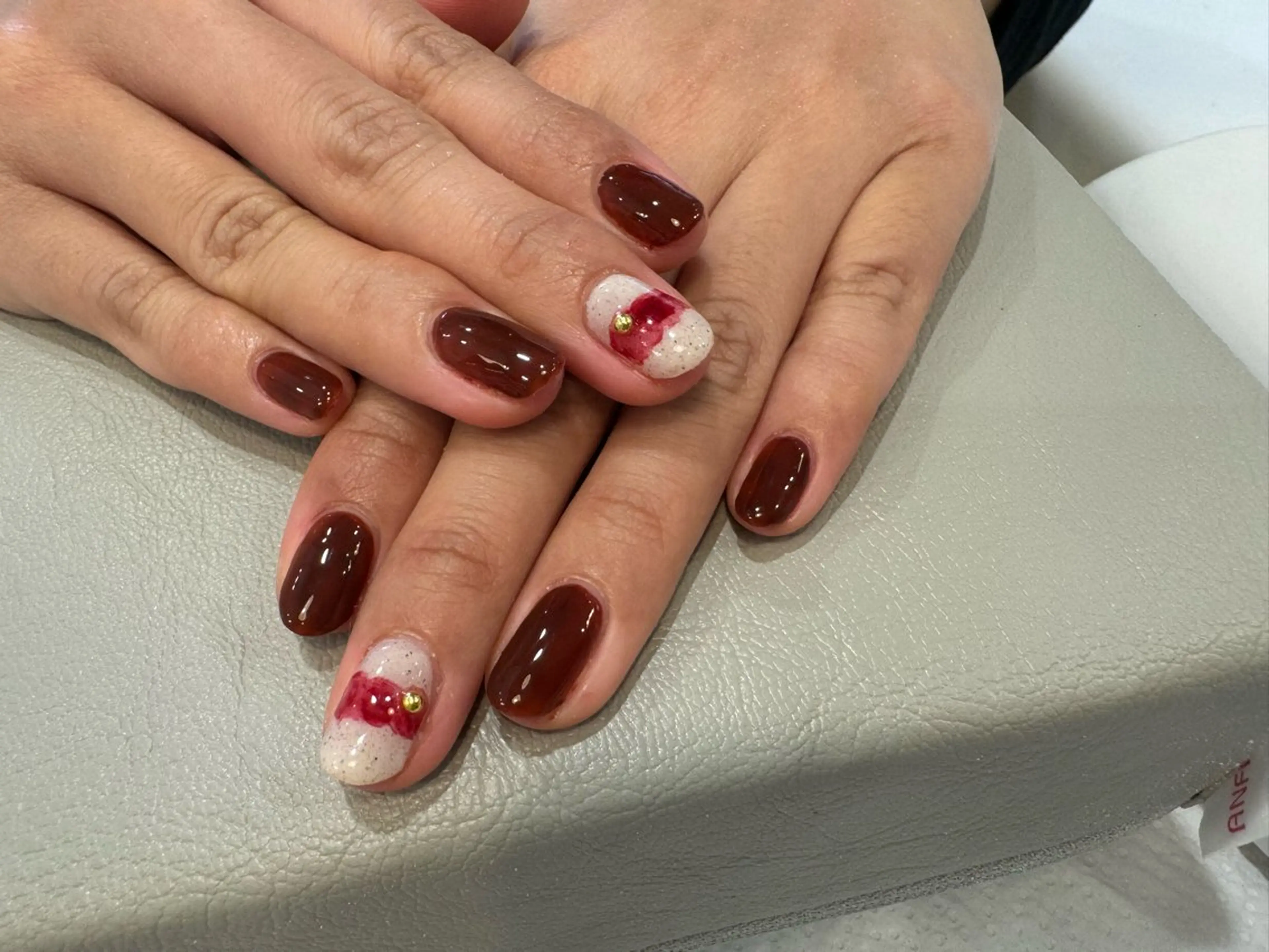 ネイル シンプルネイル eyenailist NANAのネイルデザイン